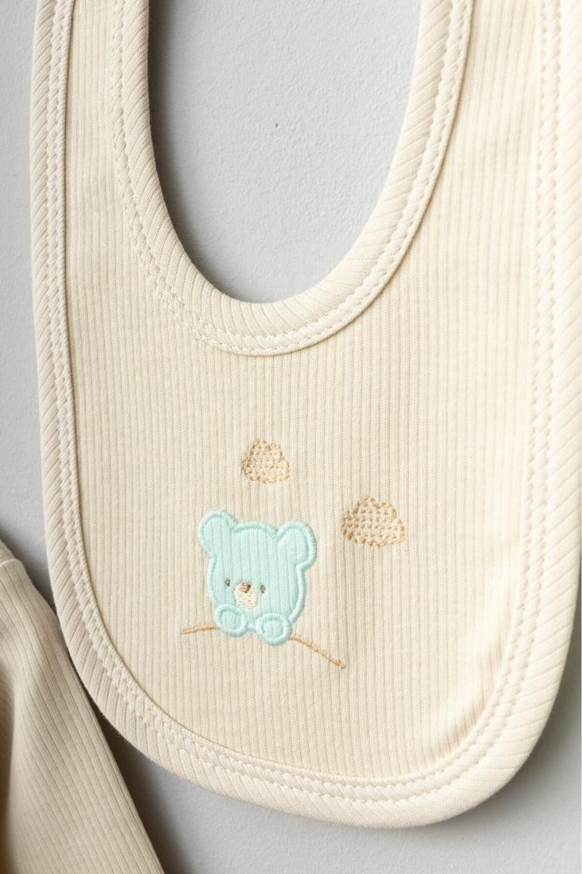 Bebitof Ayıcık ve Tavşan Desenli 10 Parça Kutulu Yenidoğan Hastane Çıkısı %100 Pamuk Zıbın Seti fotoğrafı 2 (önizleme)