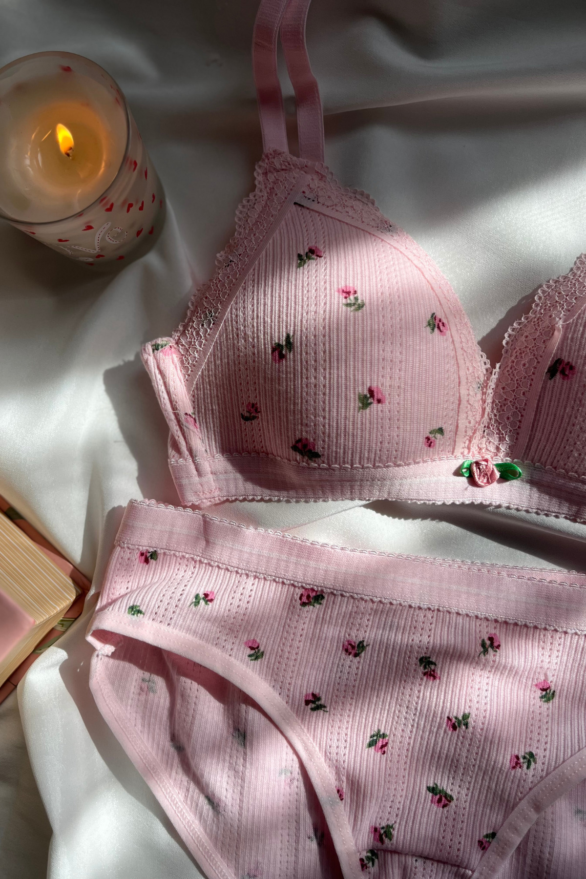 Lola Of Shine  Yayoi Kusama-Pembe Pamuklu Çiçek Desenli Bralet set - Görsel 2