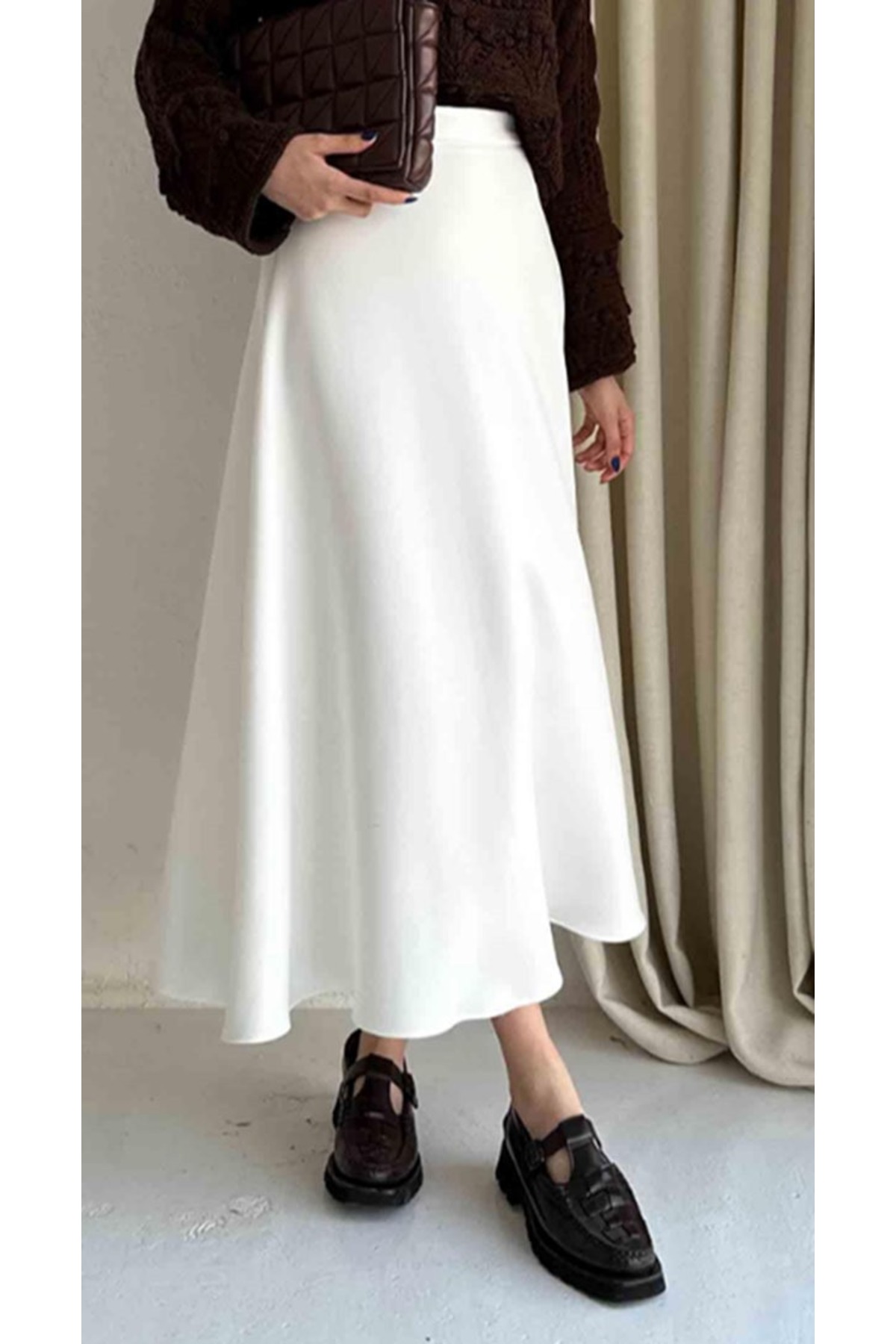 greymoda  BEYAZ Kadın Scuba Kumaş Puf Kloş Tesettür ve Günlük Etek BOY:94-95CM - Görsel 2