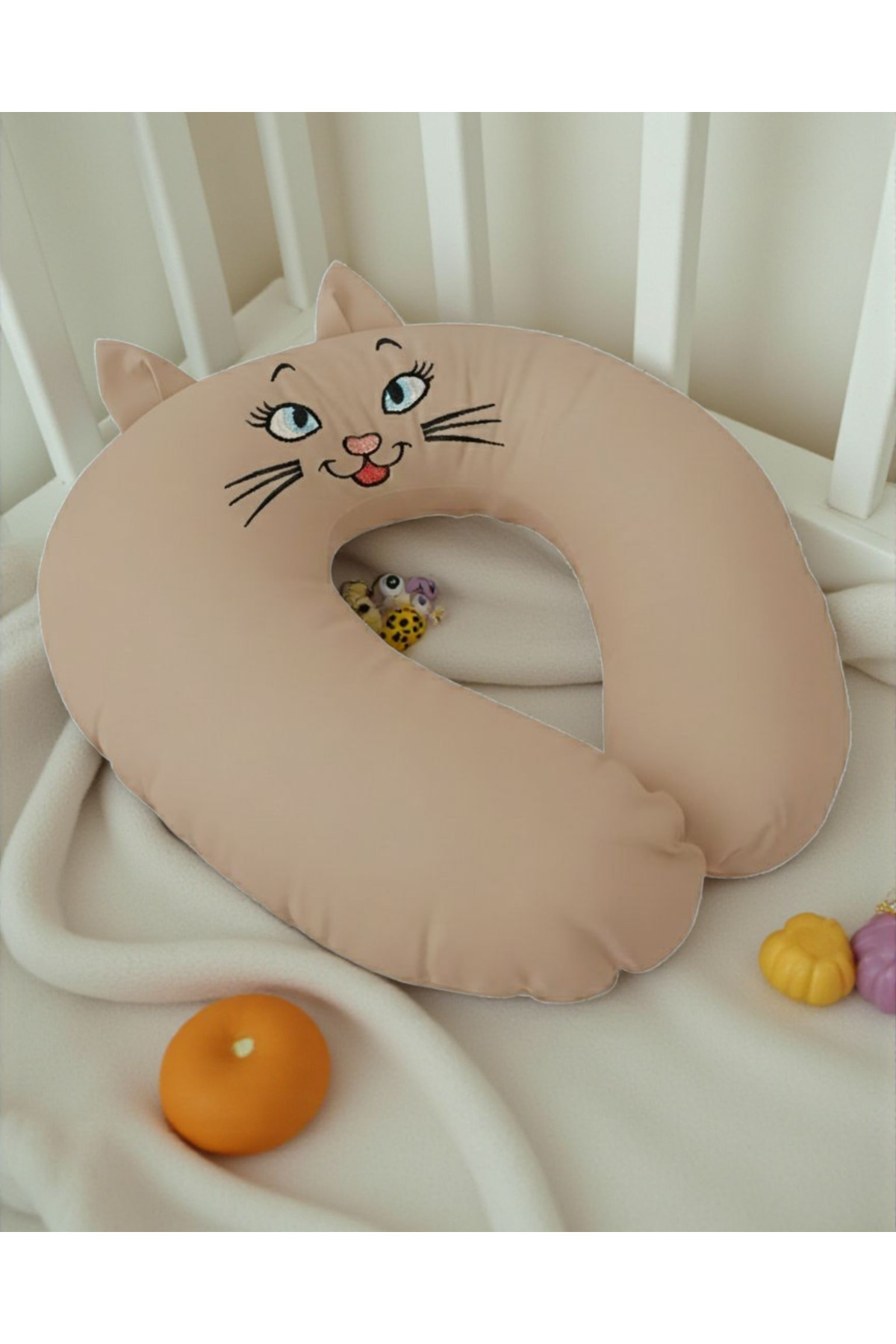 BeybiNest Nakışlı Emzirme Yastığı – %100 Organik Pamuklu Fermuarlı Anne Bebek Destek Yastığı