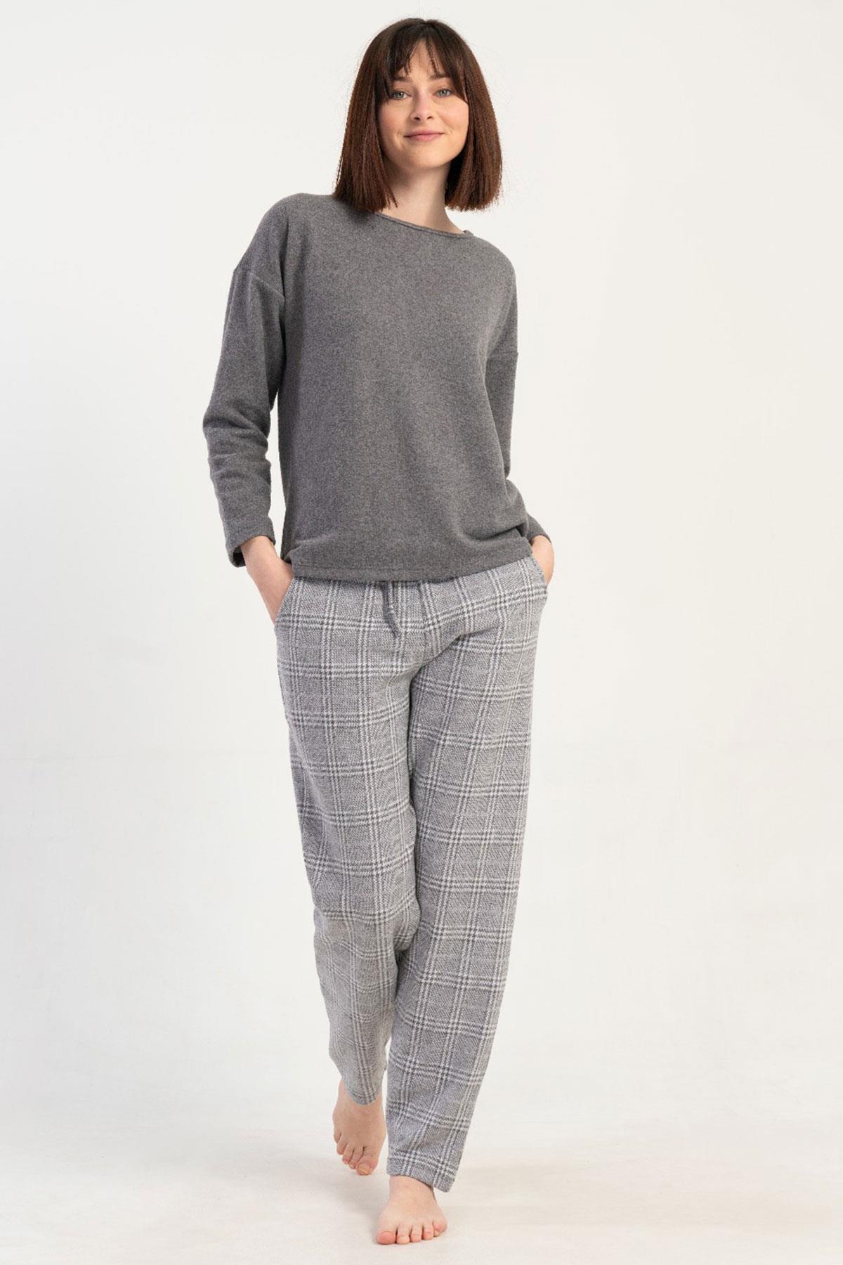 VİENETTA Kadın Büyük Beden Gri Renk Uzun Kollu Bisiklet Yaka Jakarlı Pijama Takımı C0T1N0105