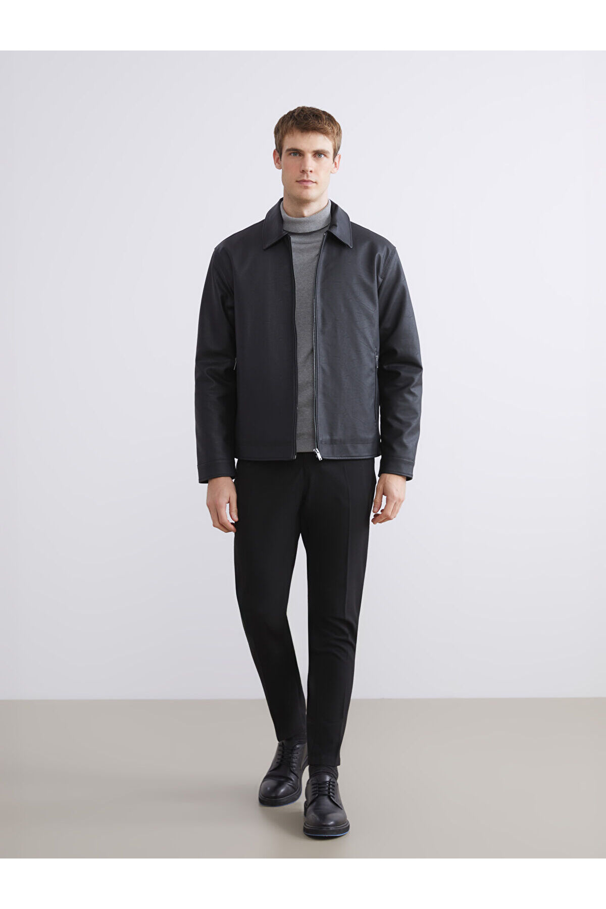 LC Waikiki  Standart Kalıp Gömlek Yaka Erkek Mont - Görsel 2