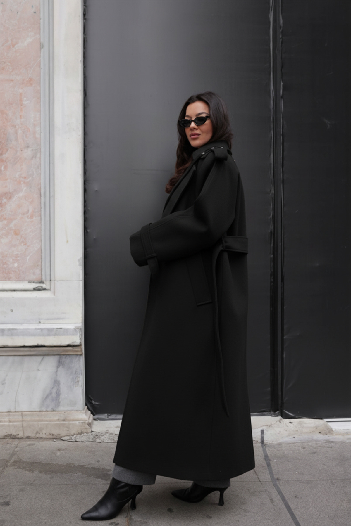 NET OF NOT  Apolet ve Parça Detaylı Astarlı Premium Kalite Rahat Kalıp Kuşaklı Kadın Kaşe Kaban Mont - Görsel 6