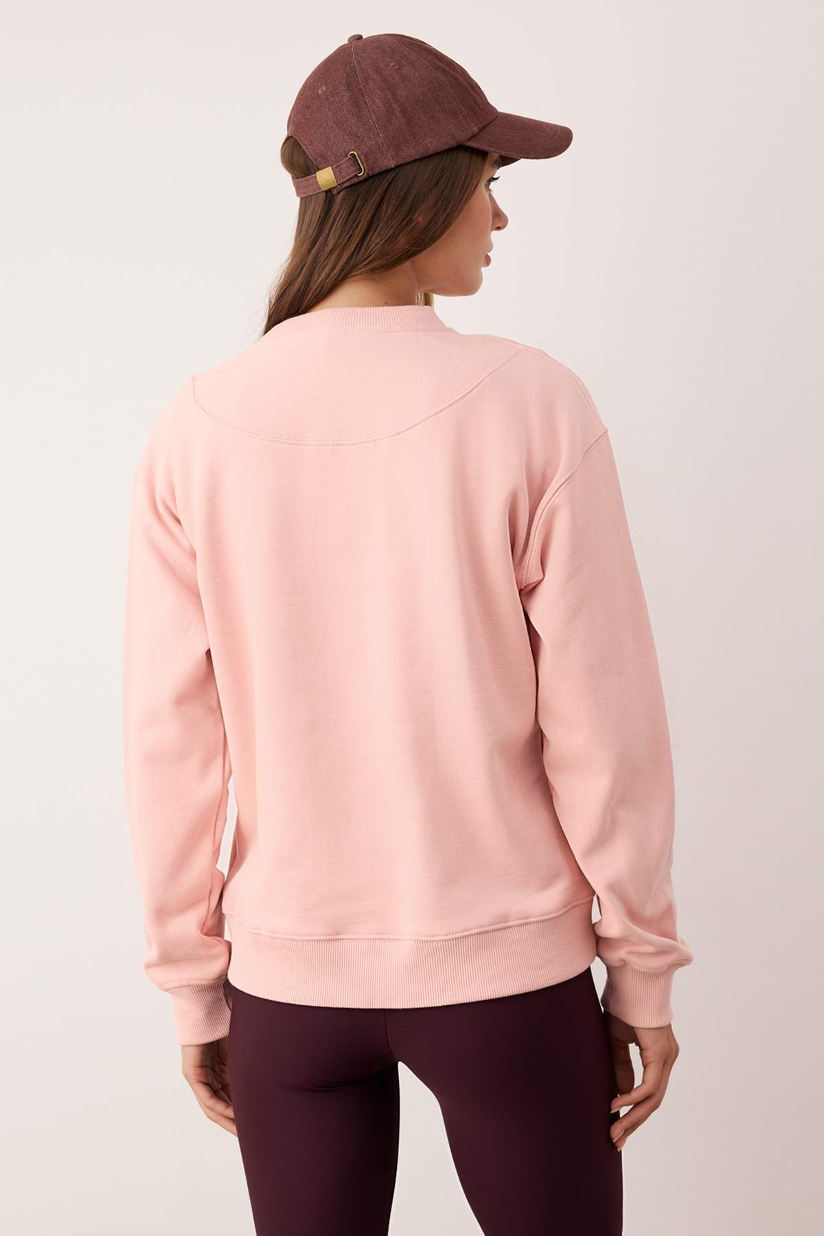 Trendyolmilla  Açık Gül Kurusu Oversize Kalıp Nakışlı Kalın İçi Polarlı Örme Sweatshirt TWOAW26SW00203 - Görsel 4