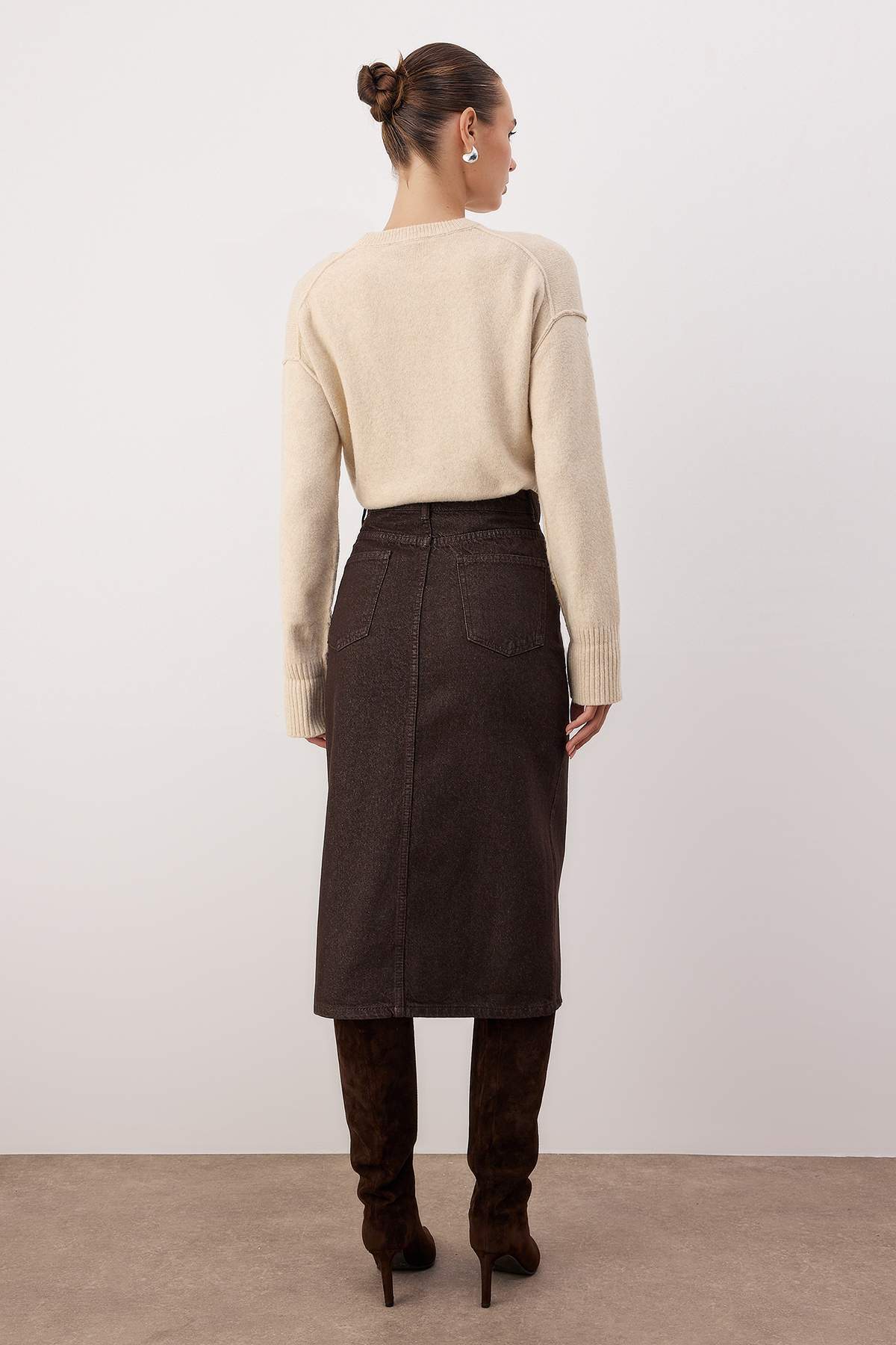 Trendyolmilla  Kahverengi Denim Midi Etek TWOAW26ET00140 - Görsel 4