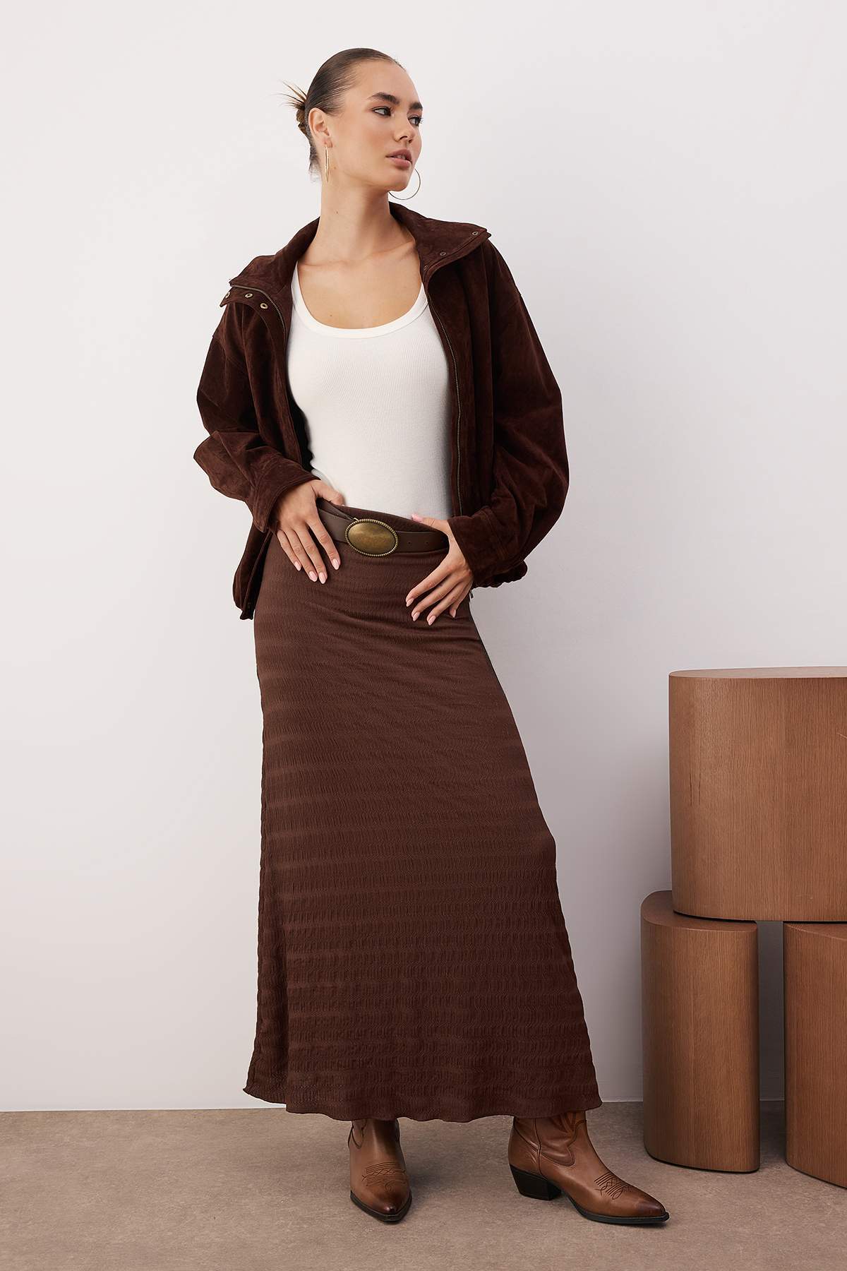 Trendyolmilla  Kahverengi Dokulu A-line/Çan Açılan Esnek Örme Etek TWOAW26ET00094