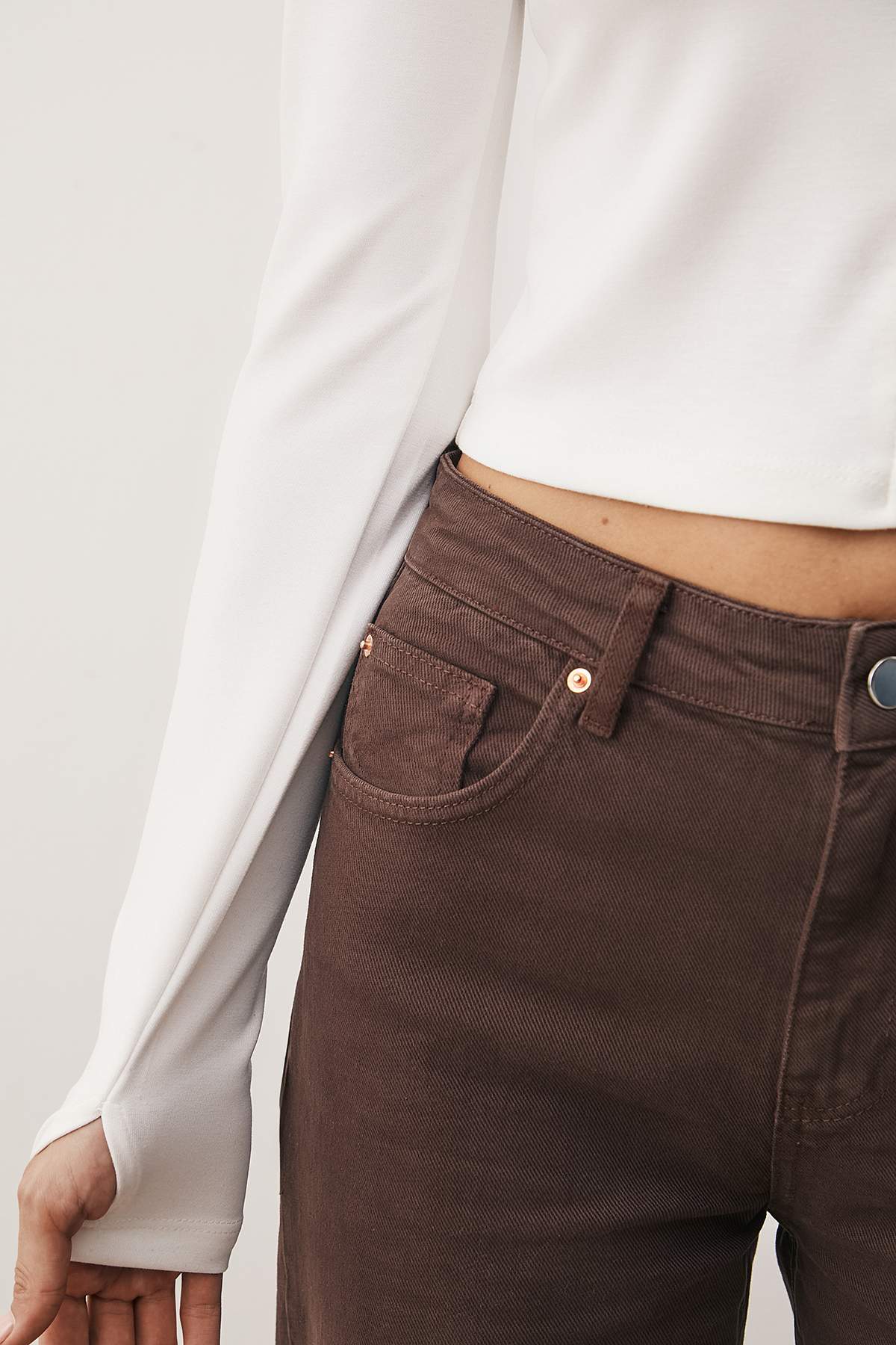 Trendyolmilla  Ekru Soft Touch Kapüşonlu Fermuarlı Cepli Örme Sweatshirt TWOAW26SW00218 - Görsel 4