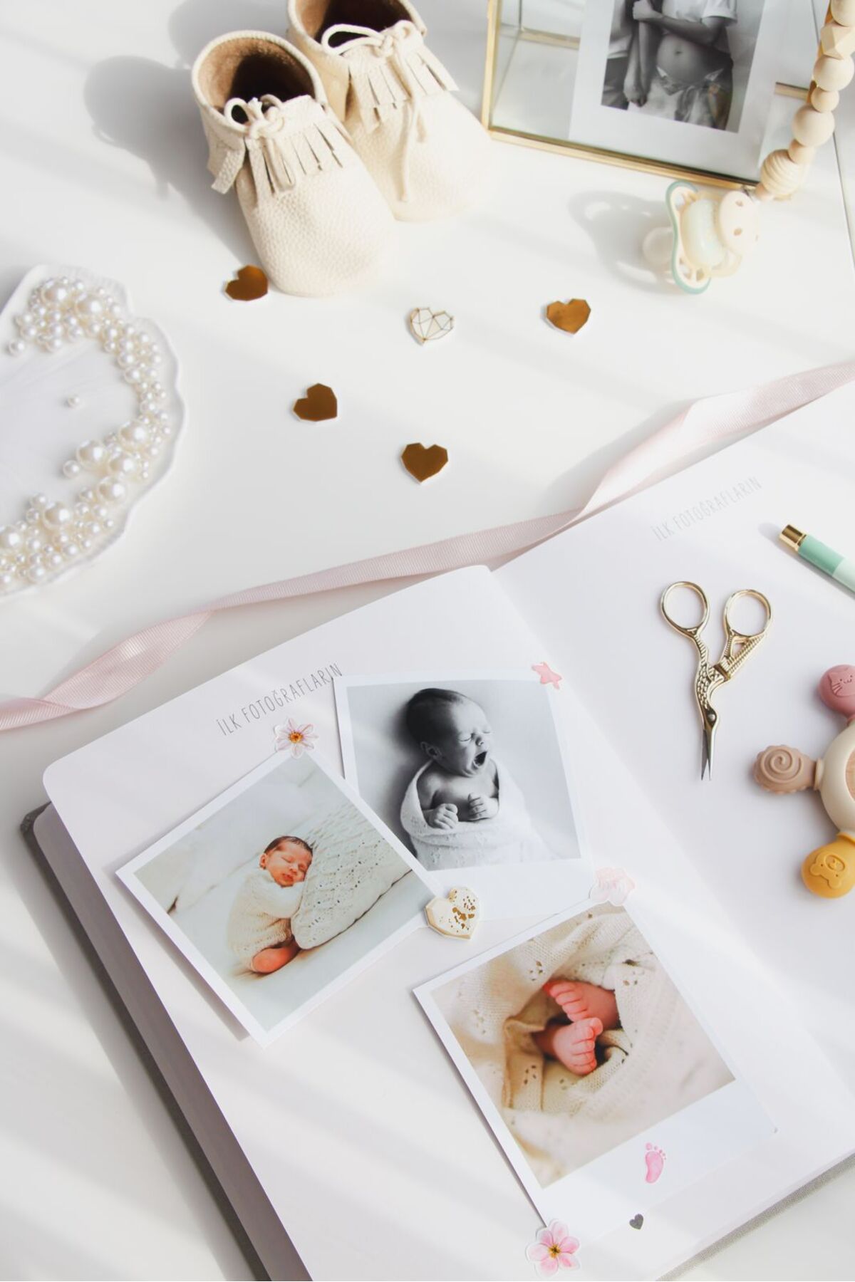 Memories & more Bebek Anı Defteri - Keten Kumaş Kapak & Altın Yaldız Baskılı fotoğrafı 2 (önizleme)