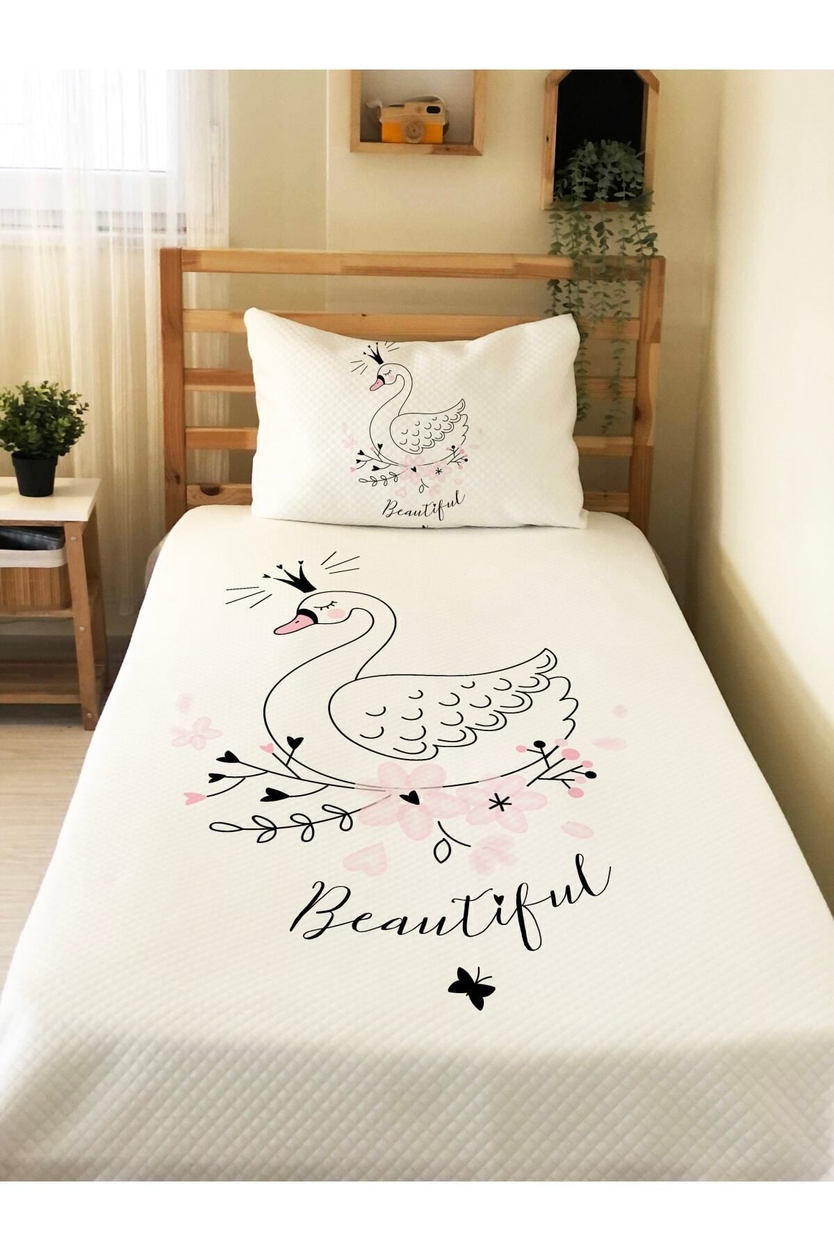 Evmila Kuğu Desenli Bebek Ve Çocuk Baskılı Tek Kişilik Pike Takımı 160x230 Beyaz fotoğrafı 3 (önizleme)