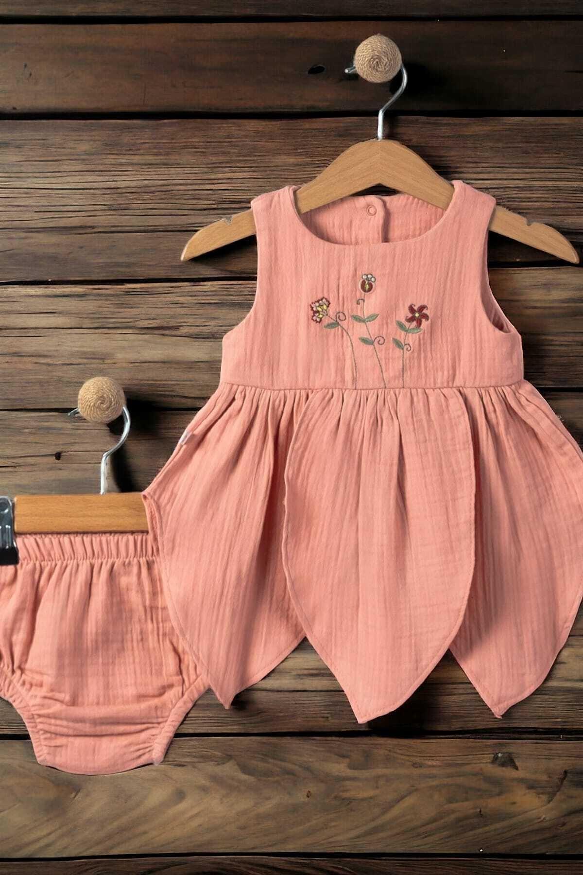 dinamik çocuk %100 Pamuk Kız Bebek/Çocuk Peri Elbise Nakışlı Eteği Parçalı + Külotlu Müslin Organik Takım fotoğrafı 4 (önizleme)
