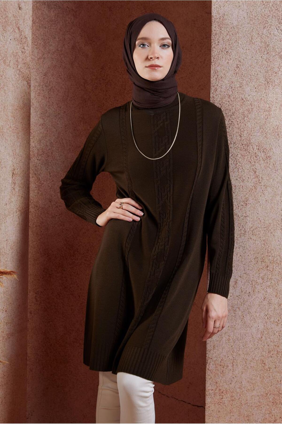 آلوینا تونیک بافتنی طرحدار کد ۴۴۹۰۵ آلوینا تونیک بافتنی طرحدار کد ۴۴۹۰۵