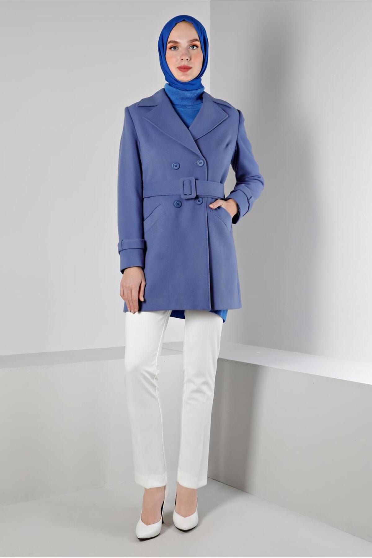 آلوینا کت دکمهدار کمربنددار ۹۰۳۵۹ آلوینا کت دکمهدار کمربنددار ۹۰۳۵۹