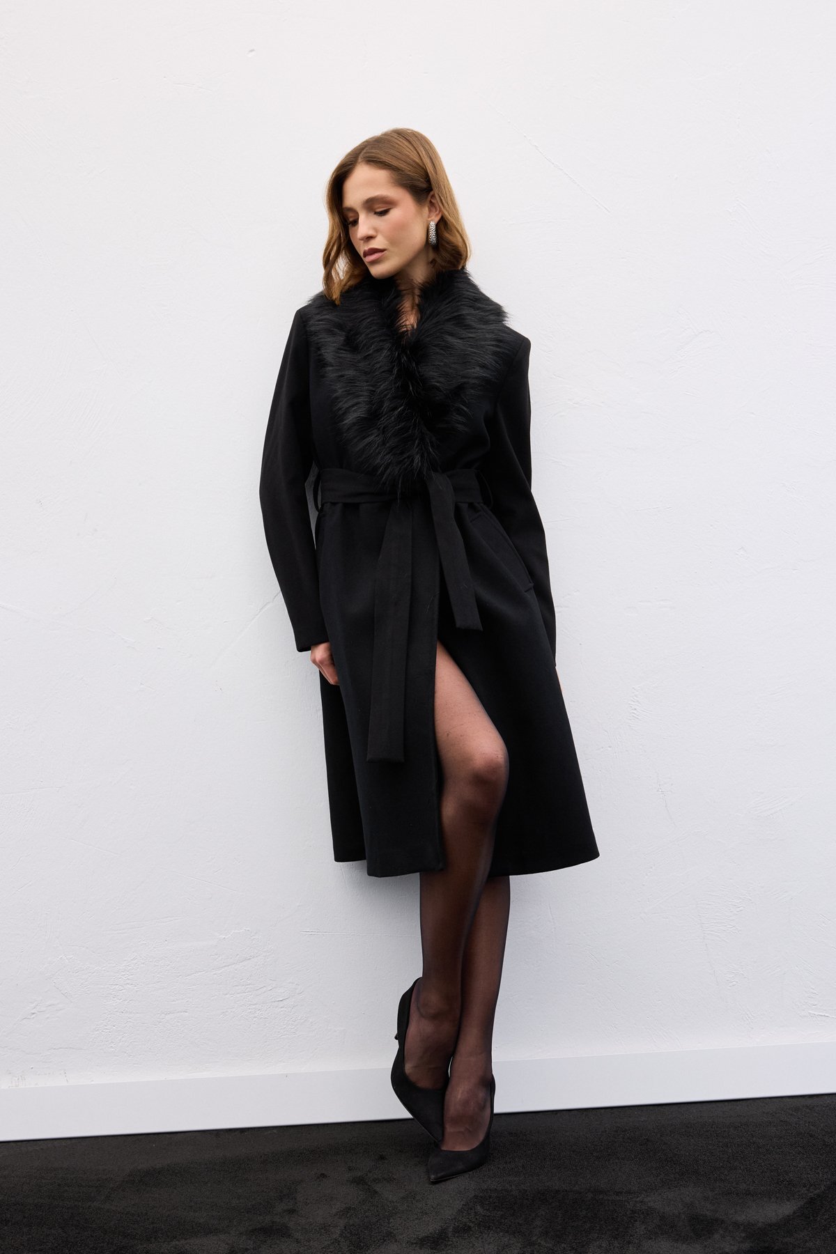 Sateen  Kürklü Kaşe Kaban - Siyah - Görsel 6