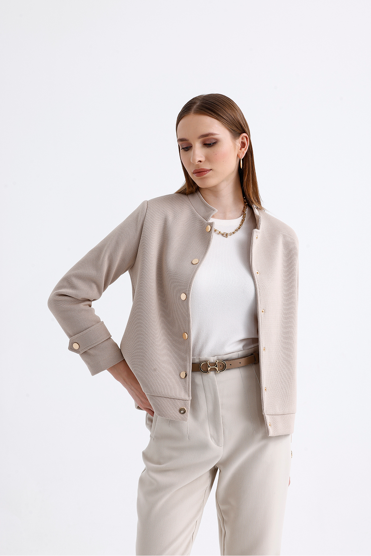 miere  Kadın Gold Düğme Detaylı Kemerli Nora Ceket - Görsel 4