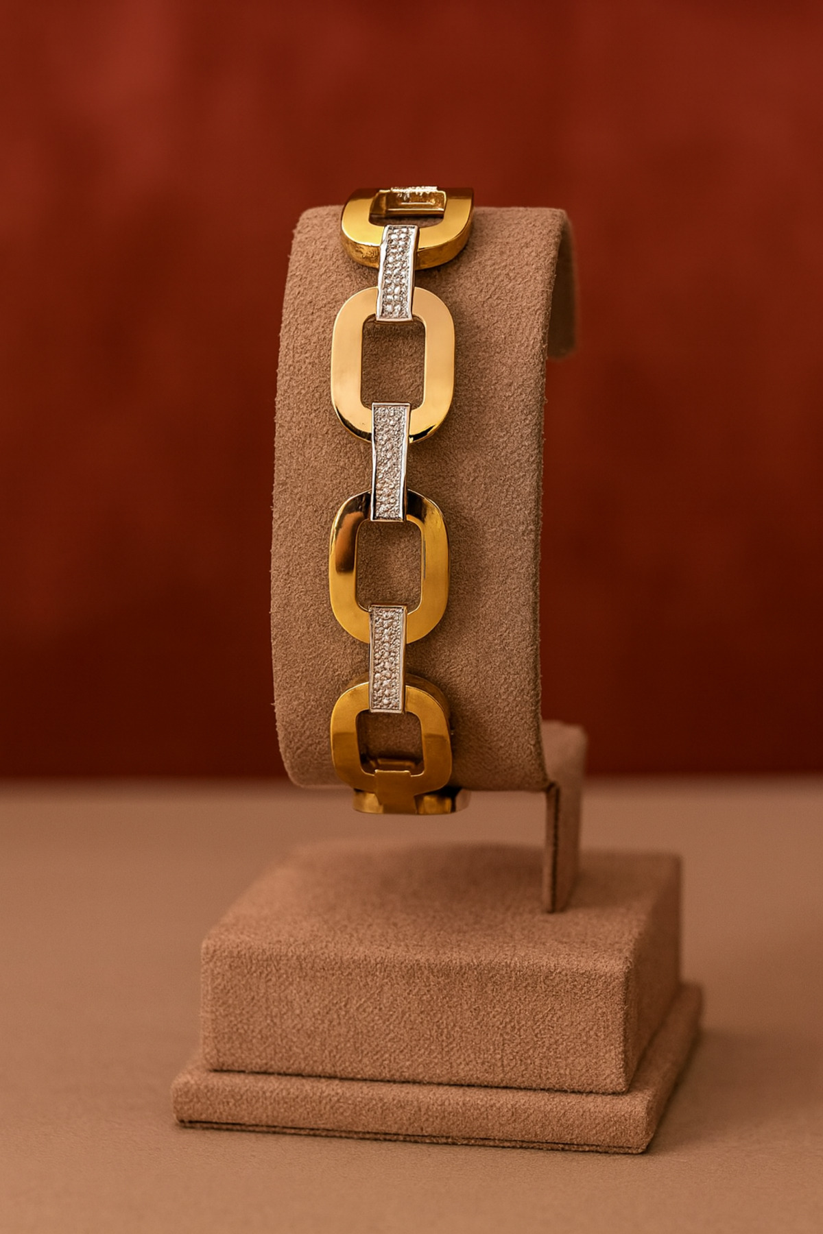 Colourless Steel Clamp