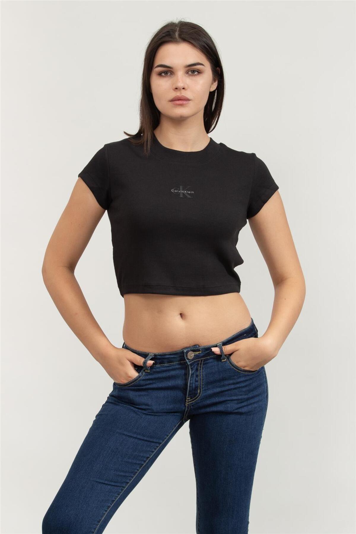 تیشرتزنانهCalvin Kleinمشکی