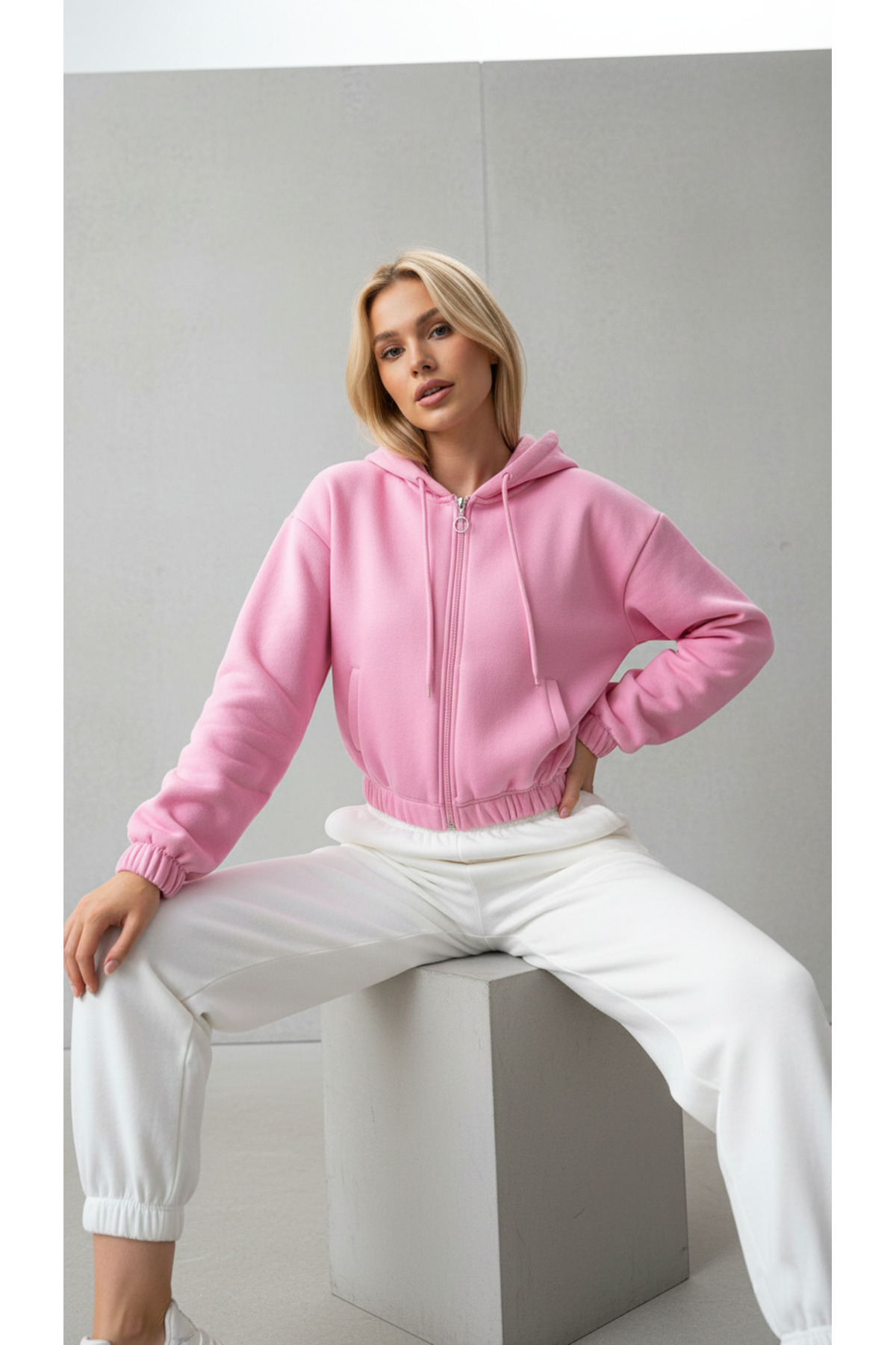 Kadın Crop Kapüşonlu Fermuarlı Sweatshirt