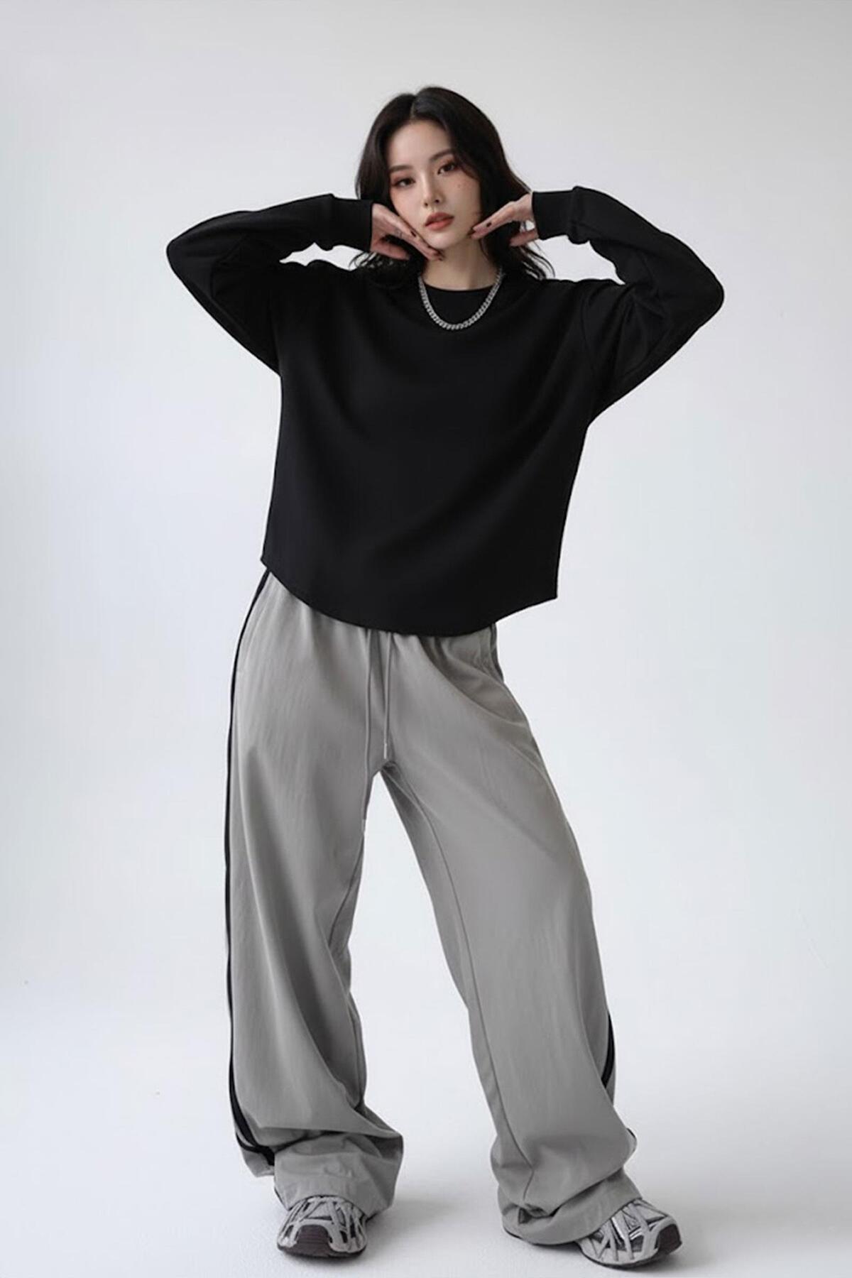 Karakedi  Düz Siyah İnce Kumaş Oversize Unisex Uzun Kollu - Görsel 3