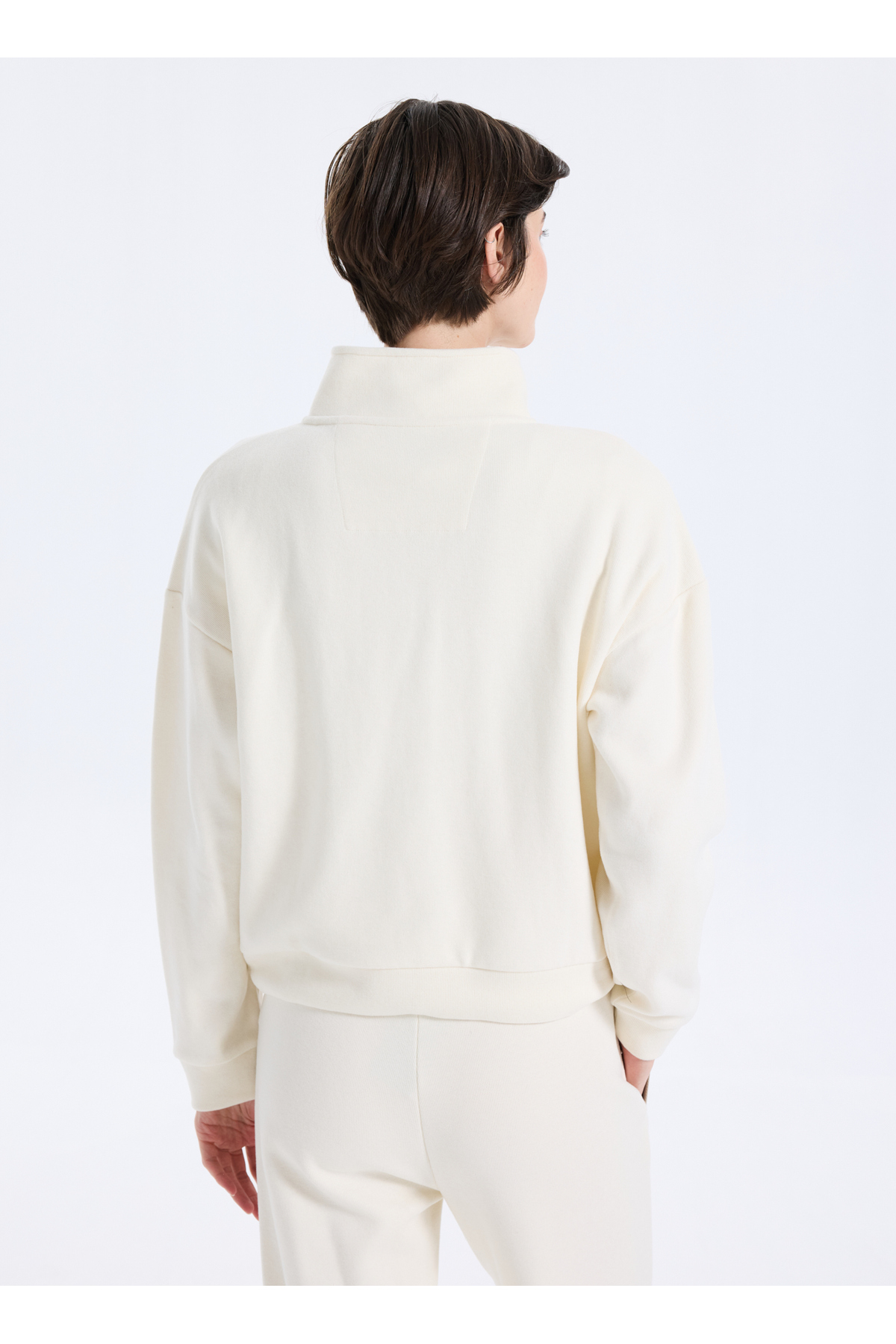 Discovery Expedition D5WL-SWT3595 Krem Dik Yaka Relaxed Baskılı Kadın Sweatshırt görsel 5