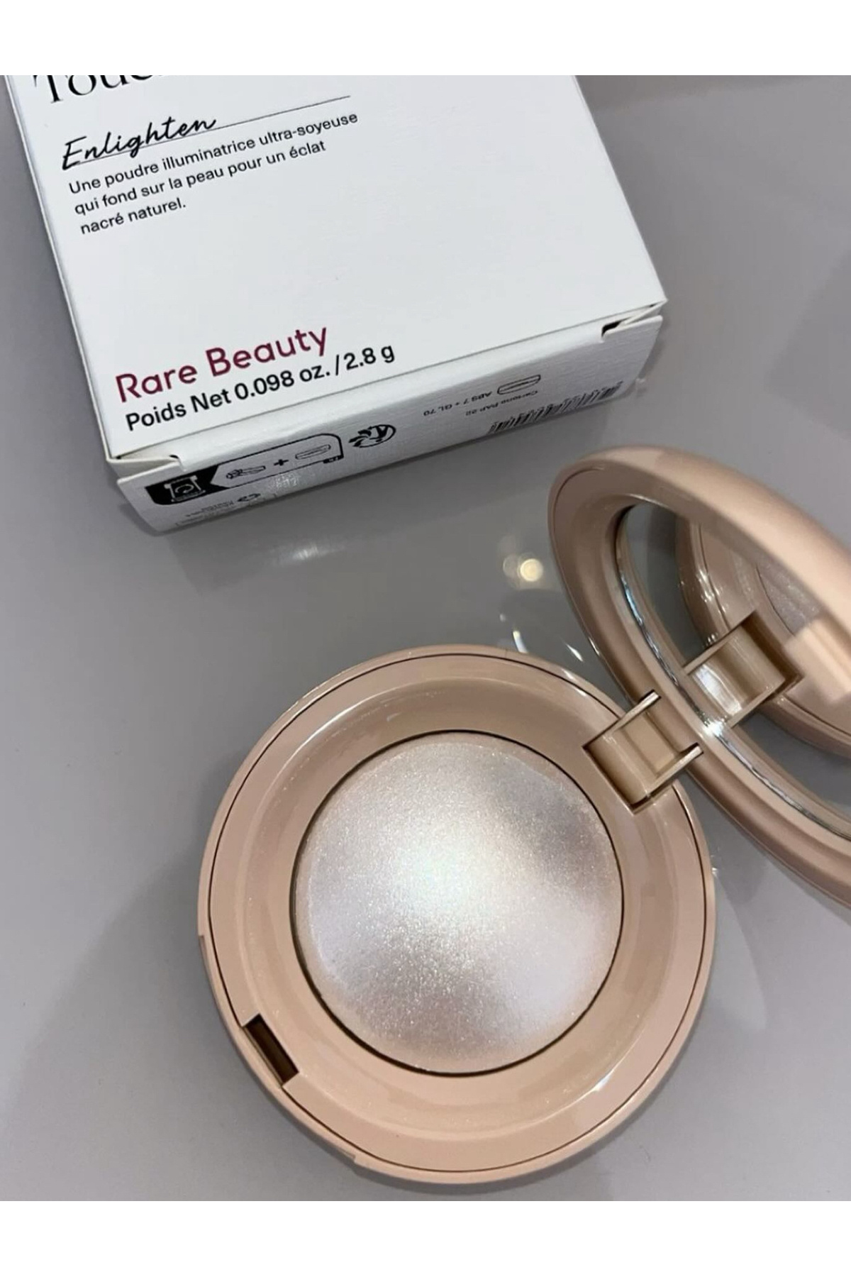 DG Cosmetic Rare Highlighter Enlighter