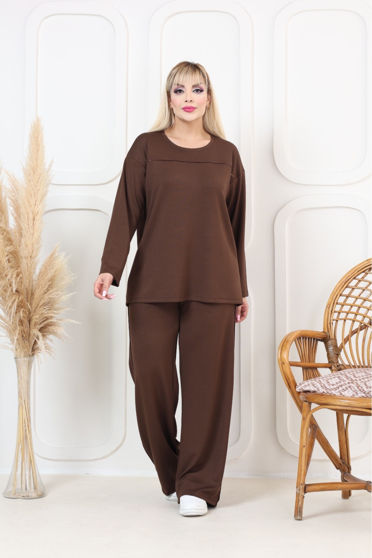 BÜYÜK MODA BEDEN Oşho kumaş Uzun Kollu Biye Detaylı Rahat Kalıp Spor Günlük Eşofman Takım Kahverengi