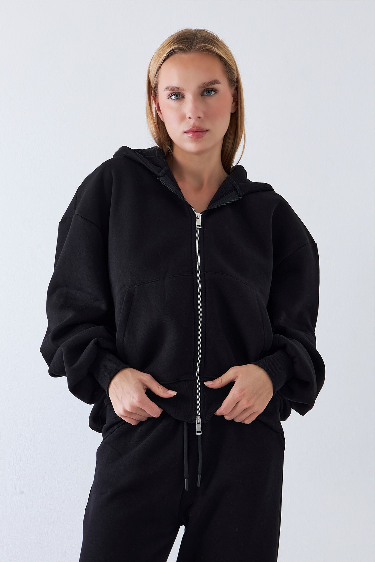 The Champ Clothing Kadın Oversize Zip Hoodie Siyah, Fermuarlı, Kapüşonlu, Kangru Cep, 3 İplik Şardonlu Polar görsel 2