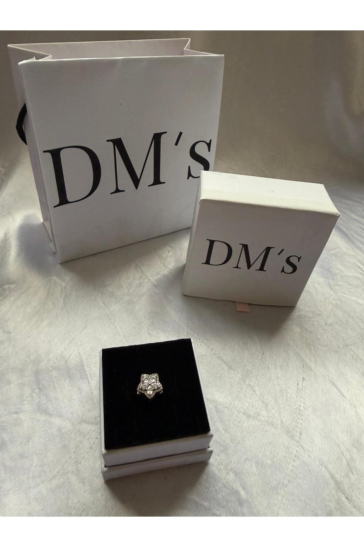 DM’s Silver Kar Tanesi Pave Gümüş Charm’ı