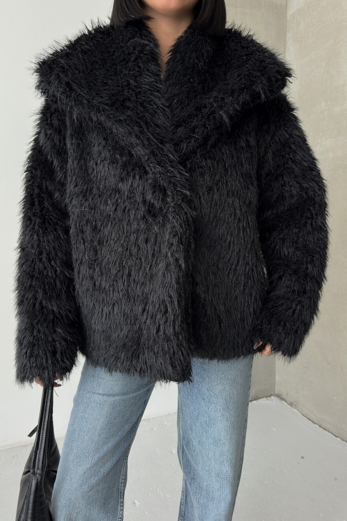 ALFUDO Moda Collection  Yumuşak Dokulu Kürklü Mont - Görsel 5