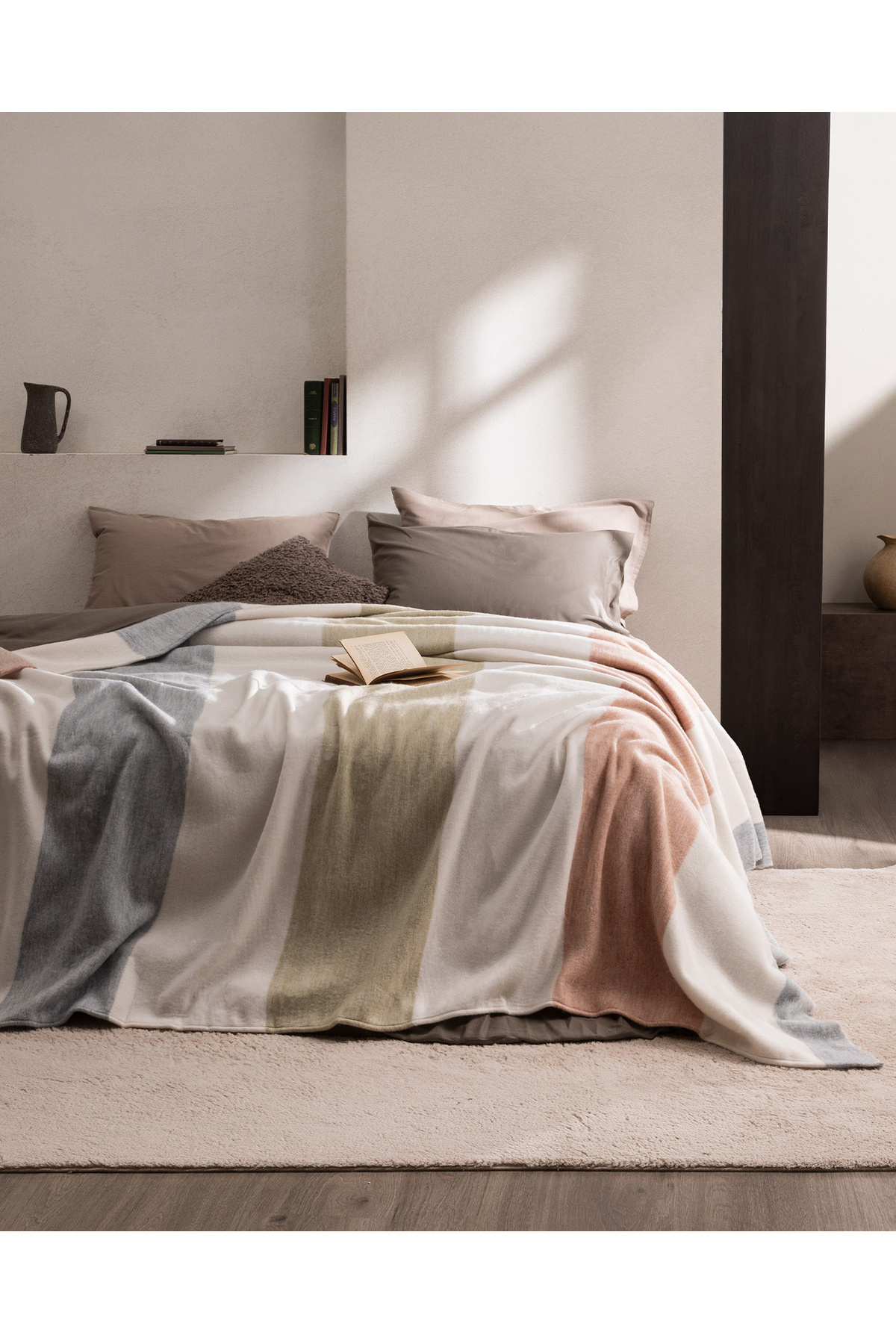 Madame Coco Angely Çift Kişilik Battaniye - Yeşil/İndigo/Pudra