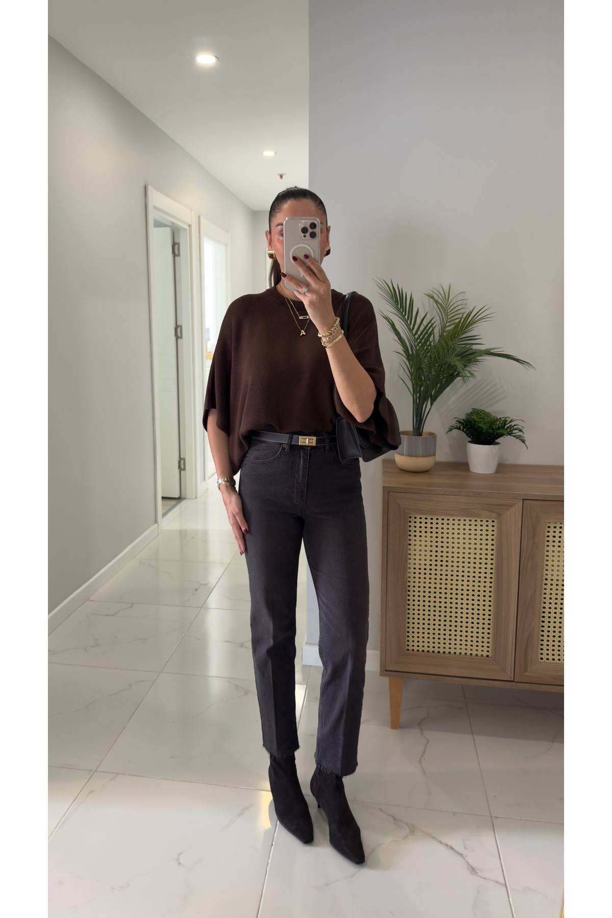 ZR Wita Dark Blue Cut-Ankle Fit Jean