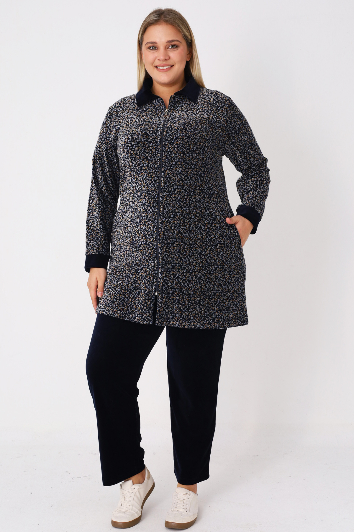 İntensive Lacivert Desenli Pamuklu Kadife Cepli Balıkçı Yaka Fermuarlı Büyük Beden Alt Üst Eşofman Takımı