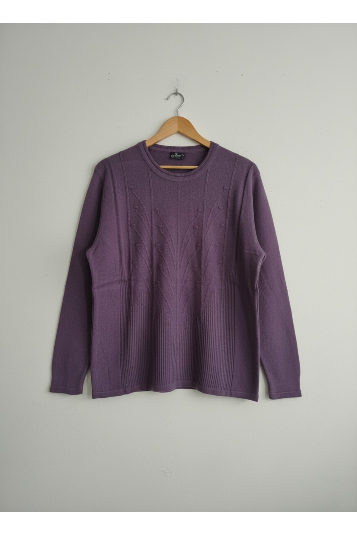 Mother & Woman Casual Knitwear Sweater – Plain Crew Neck, Regular Mold