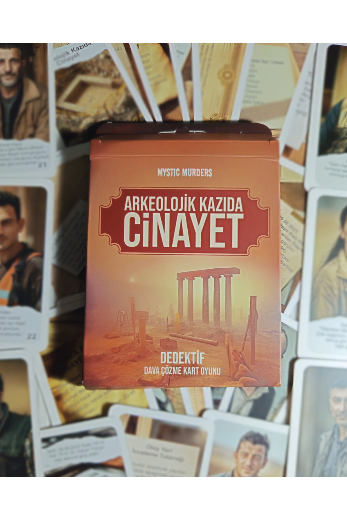 kartopya Dedektif Kart Oyunu - Arkeolojik Kazıda Cinayet