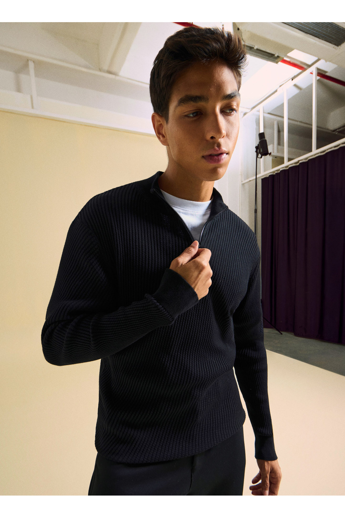 People By Fabrika Dik Yaka Classic Fit Fitilli Siyah Erkek Kazak PBF5WM-KZK9538 görsel 3