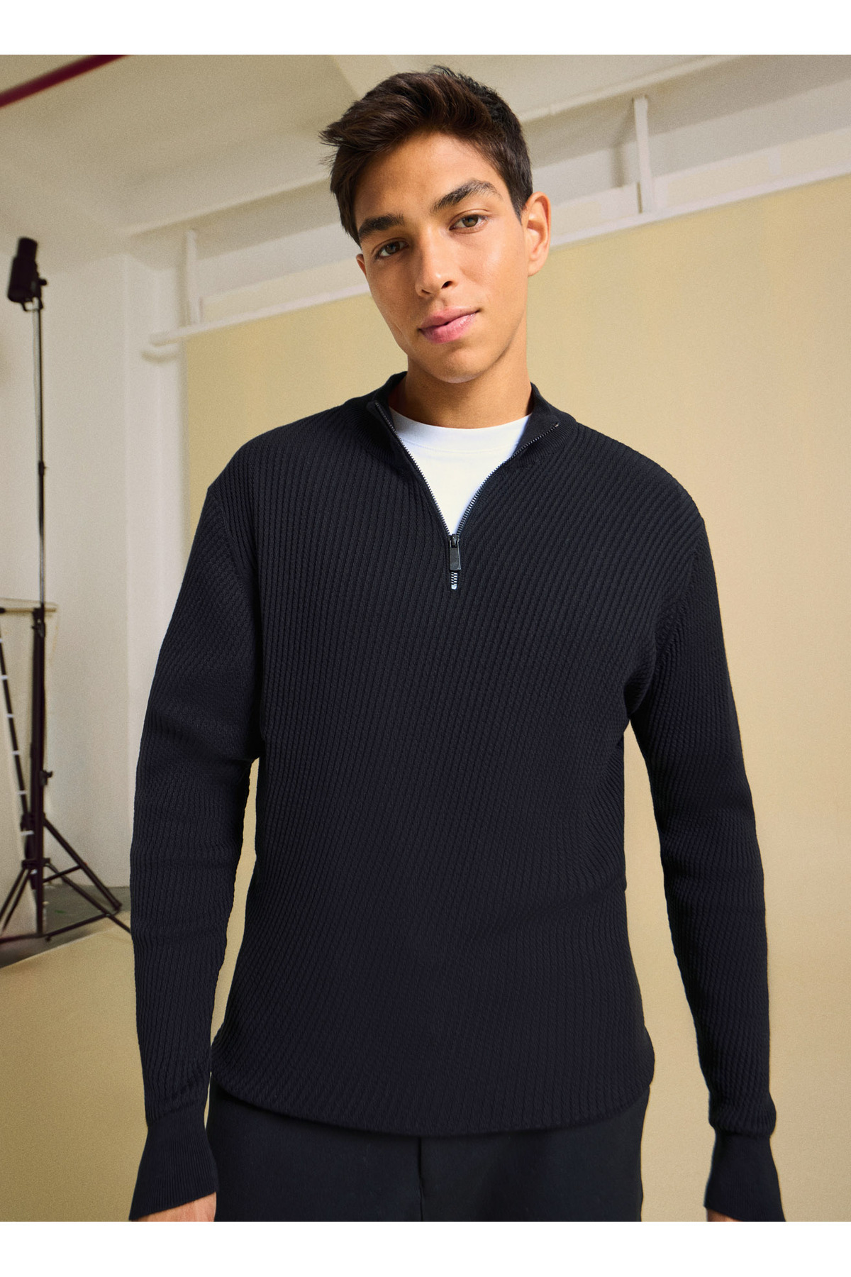 People By Fabrika Dik Yaka Classic Fit Fitilli Siyah Erkek Kazak PBF5WM-KZK9538 görsel 2