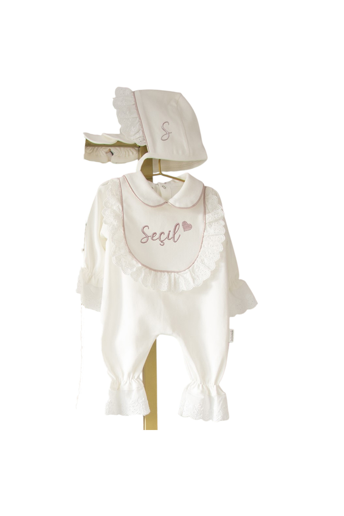 Mis Bebe Minik İnsanların Sarayı Fisto Detaylı Kalp Desenli Set | Kız Bebek İçin Romantik Yenidoğan Hediyesi fotoğrafı 4 (önizleme)