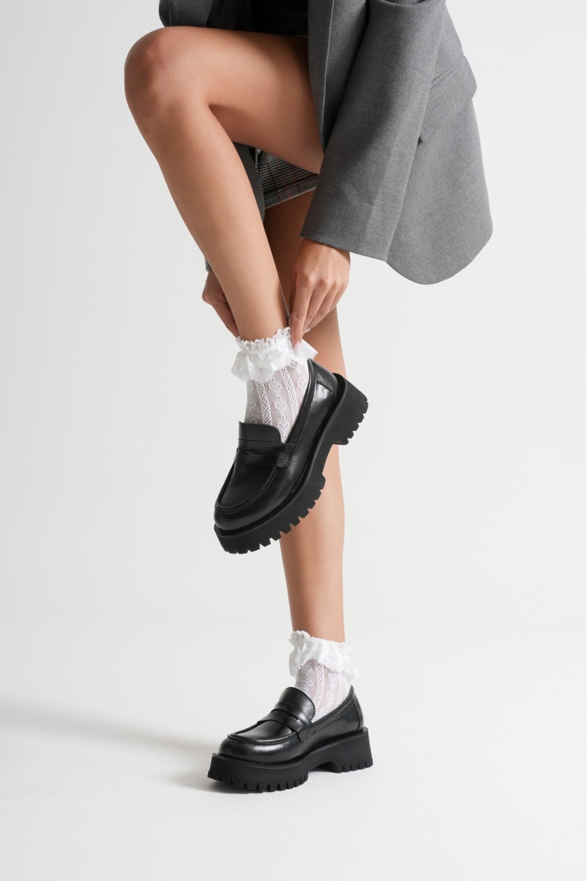 BLACK WOMEN'S STYLISH LOAFER SHOES