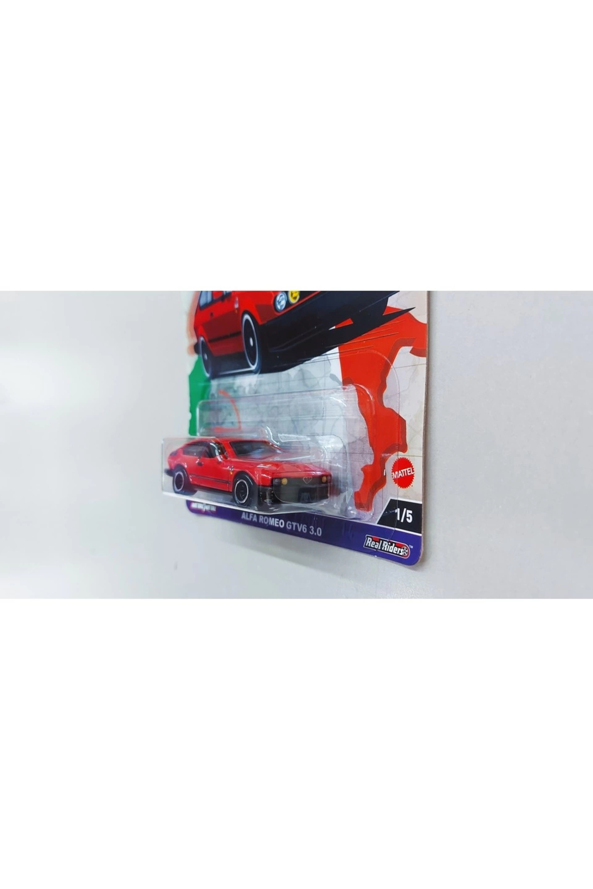 HOT WHEELS Premium Alfa Romeo Gtv6 3.0 World Tour 2024 Özel Model Araba-HRV80 fotoğrafı 2 (önizleme)