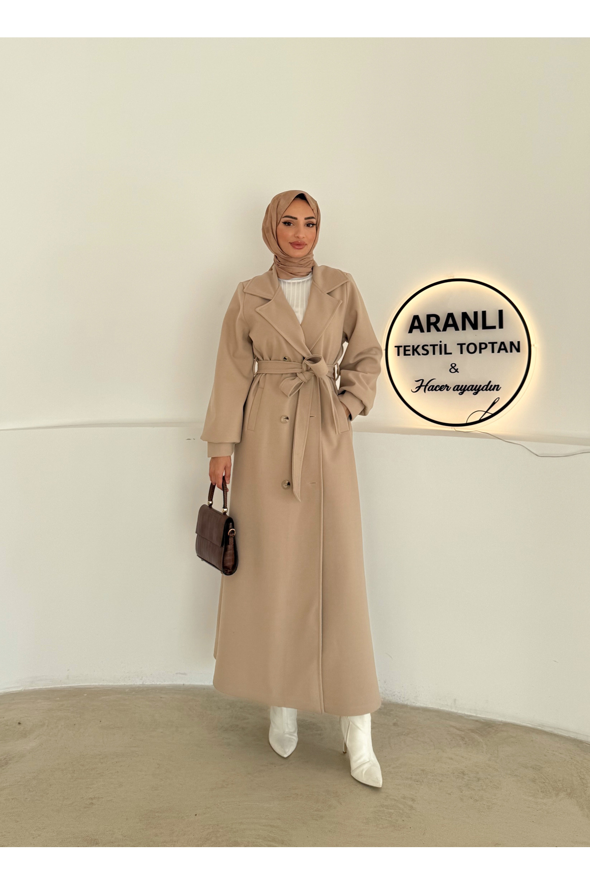 hacer ayaydın  Tam Boy Tesettür Kaşe Kaban/Manşetli Kuşaklı Kaşe Kadın Kaban - Görsel 5