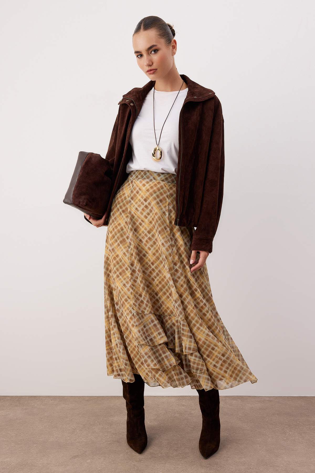 Trendyolmilla  Camel Astarlı Ekose Desenli Fırfır Detaylı Şifon Dokuma Etek TCTAW25EE00002