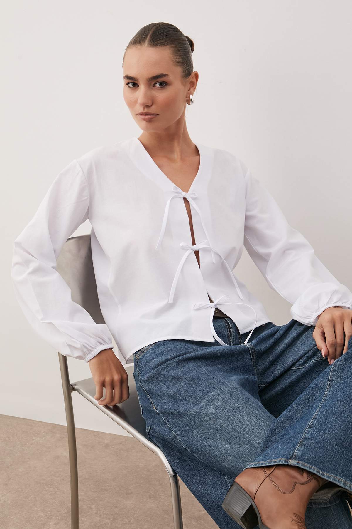 Trendyolmilla  Beyaz Önden Bağlamalı Dokuma Gömlek TEDSS24GO00001 - Görsel 2