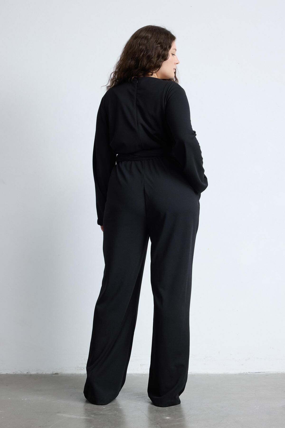 LUOKK  SANDIS V Yaka Çıkarılabilir Kemerli Geniş Paça Büyük Beden Tulum Siyah - Görsel 3