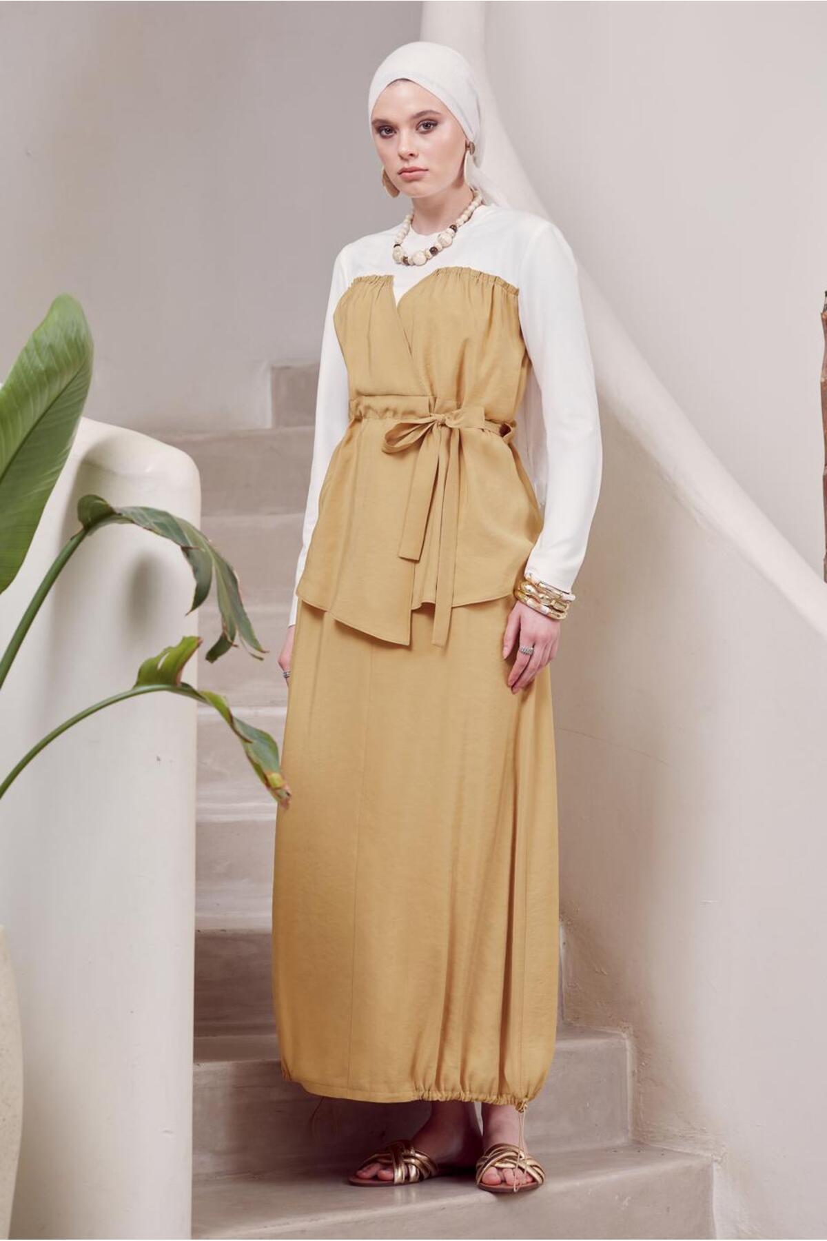 آلوینا ست دامن و پیراهن طرحدار ۴۵۵۶۵ آلوینا ست دامن و پیراهن طرحدار ۴۵۵۶۵