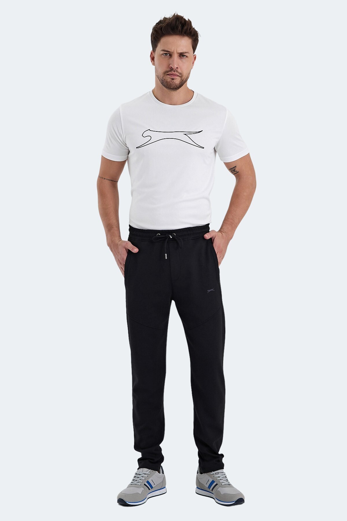 شلوار راحتی مشکی جیب‌دار مردانه اسلازنگر شلوار ورزشی Slazenger