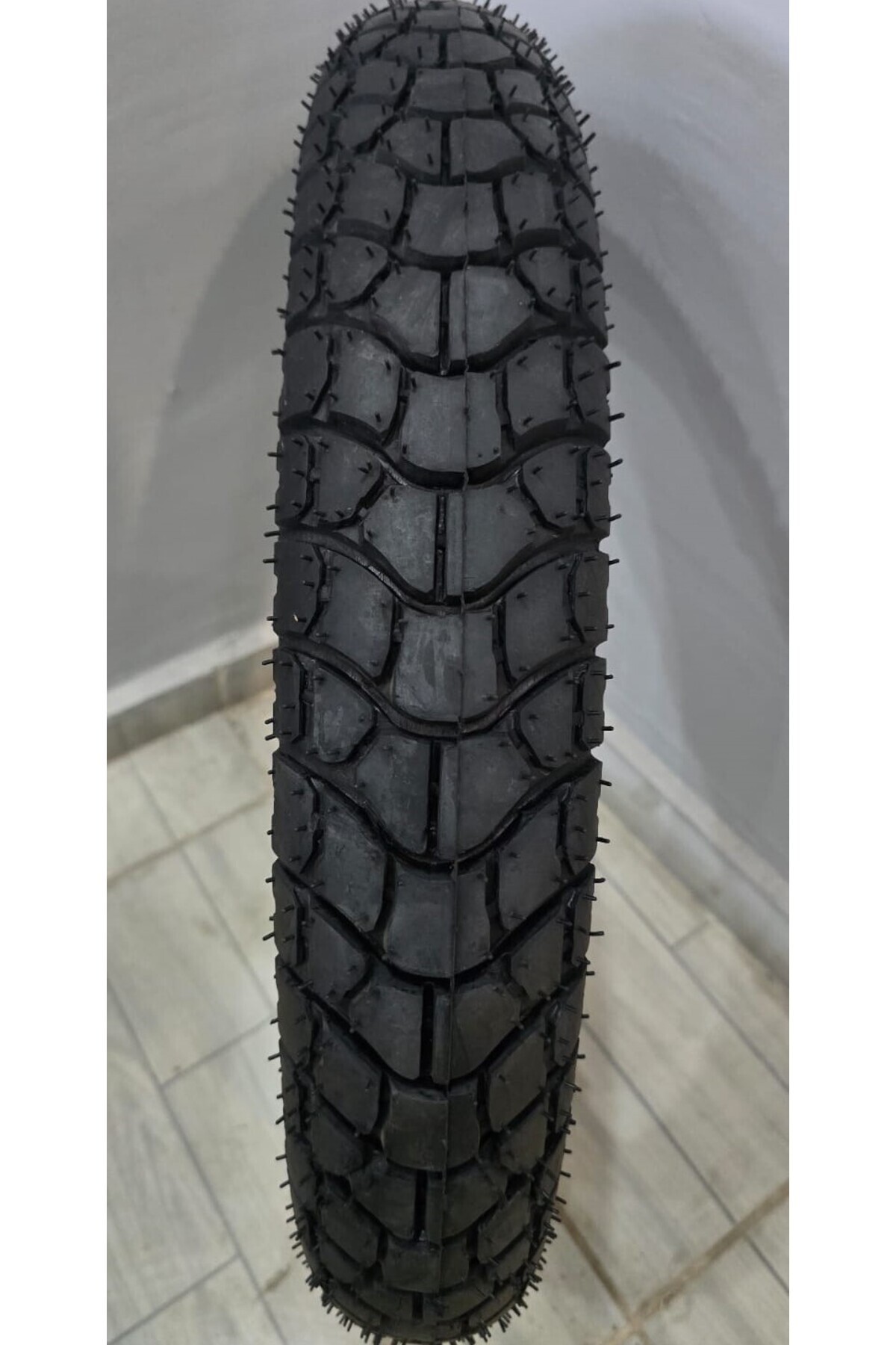 MAXRİDE 90/90-18 ZORRO-GT TUBELESS MOTORSİKLET LASTİĞİ Cbf150 Ybr125 Cg125 Motorsiklet Lastiği