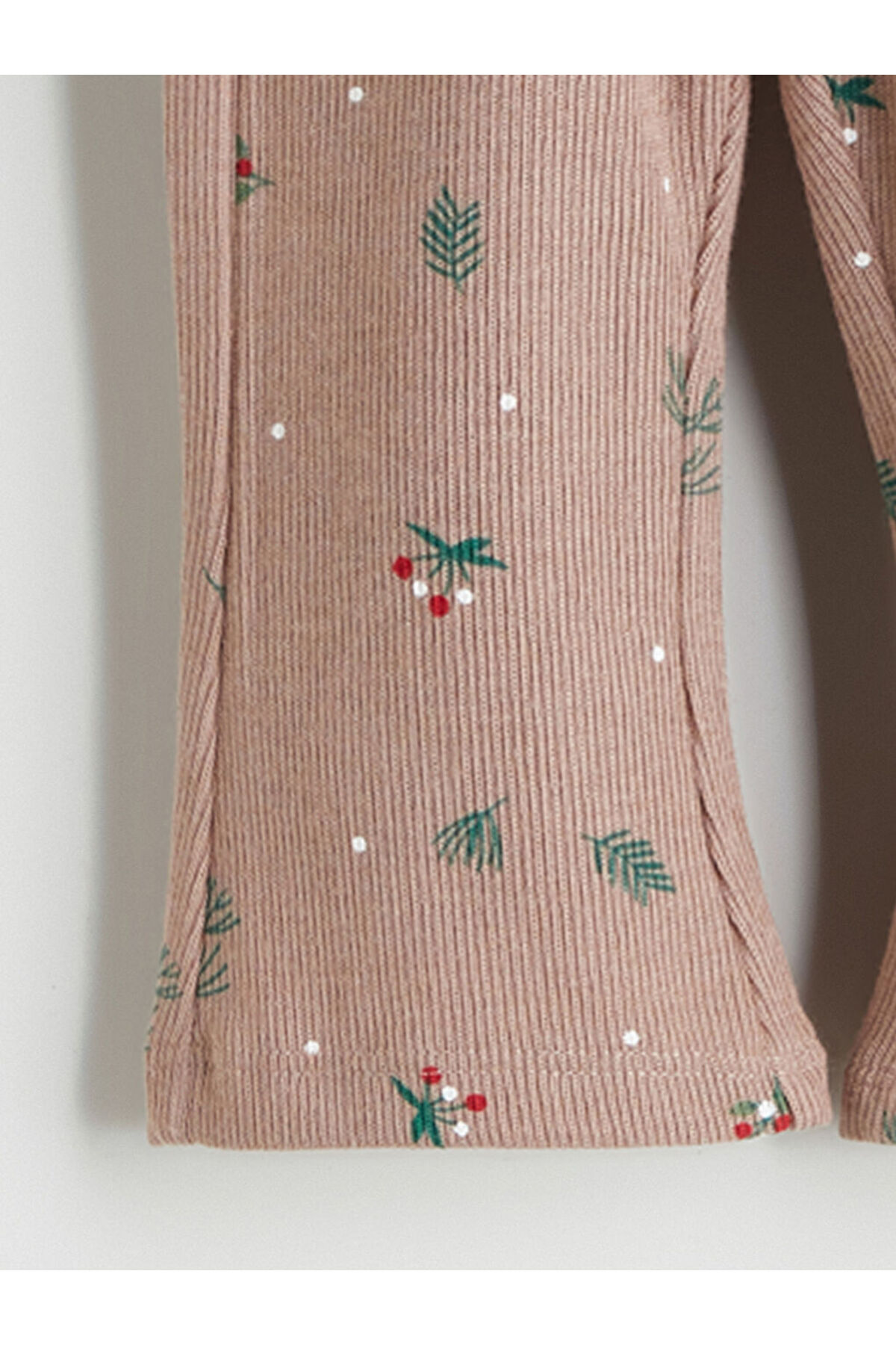 LC Waikiki Bej Bebe Yaka Kız Bebek Sweatshirt Ve Tayt Pantolon fotoğrafı 6 (önizleme)