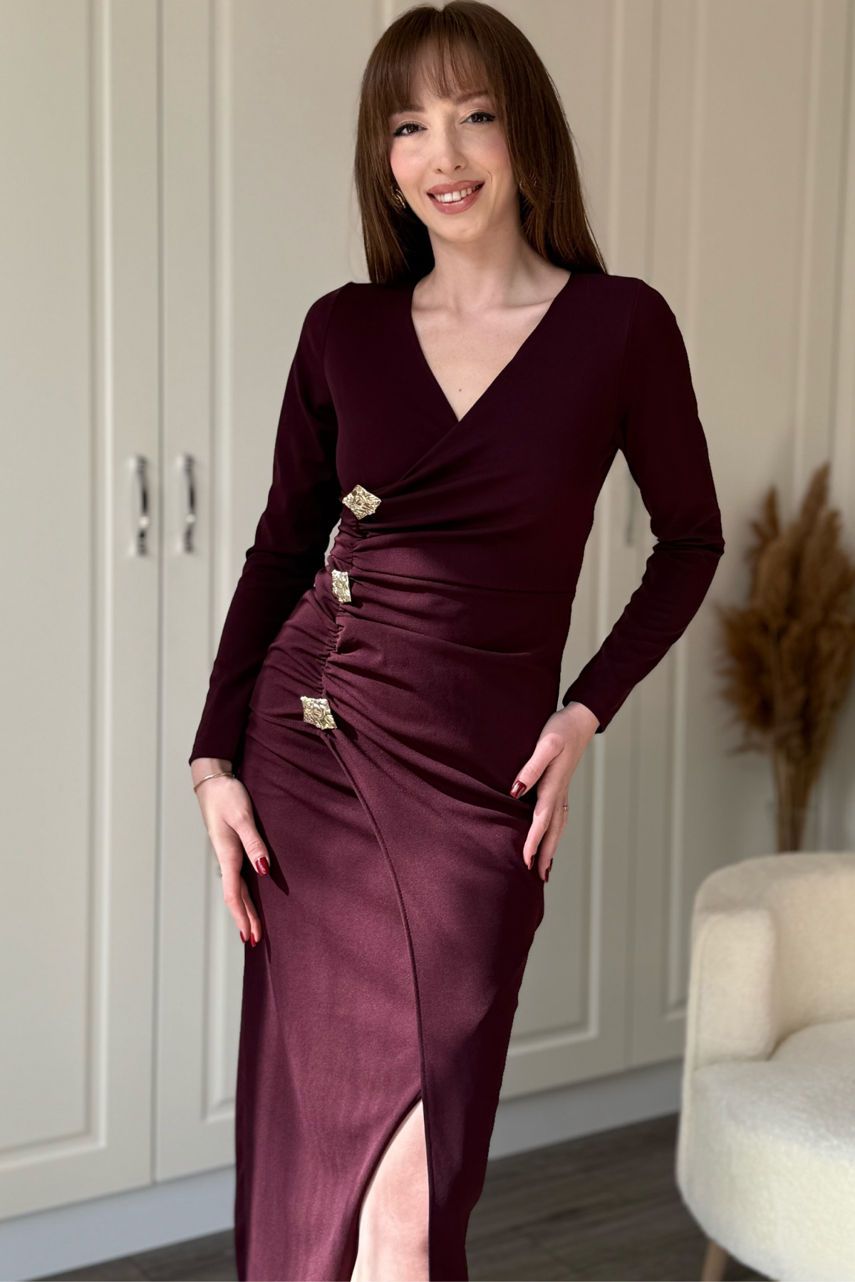 Front Slit V-neck Gold Accessory Detailed Stylish Midi Claret Red Dress