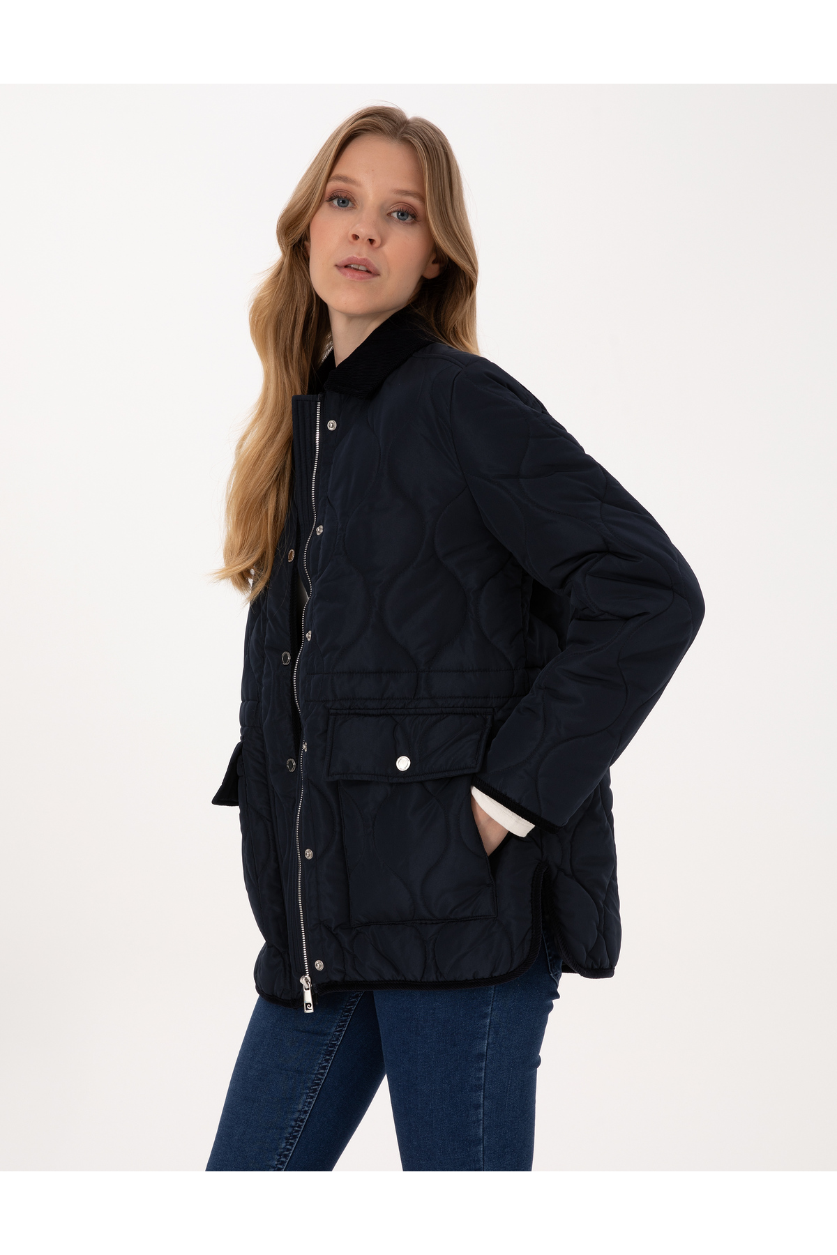 Pierre Cardin Lacivert Kadife Yakalı Kapitone Comfort Fit Mont 50314035-VR033 görsel 3