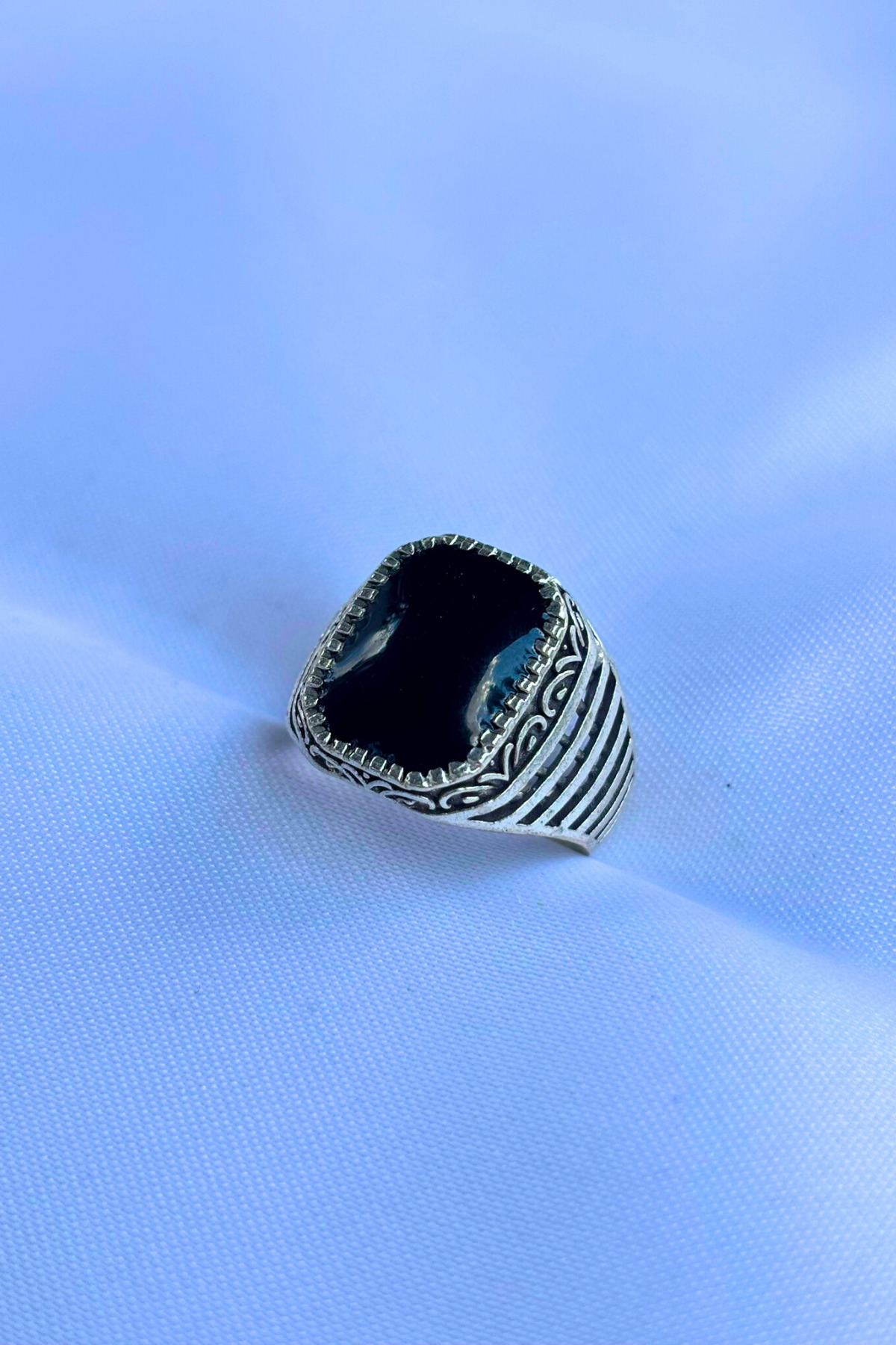 Begondio Siyah Taşlı Özel Tasarım Maskülen Ayarlanabilir Erkek Yüzük