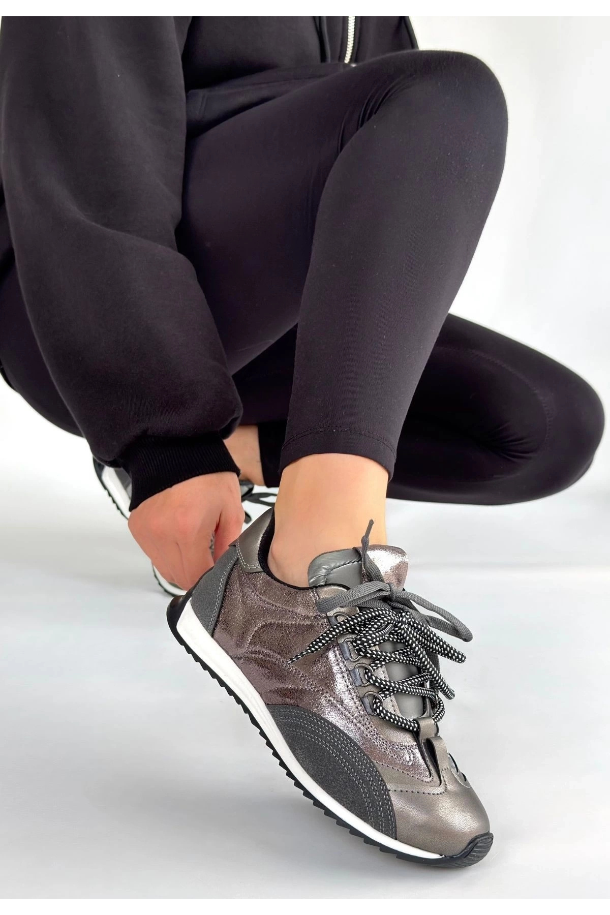 Alfanora Ranu Platin Cilt Paraşüt Detaylı Bağcıklı Spor Ayakkabı